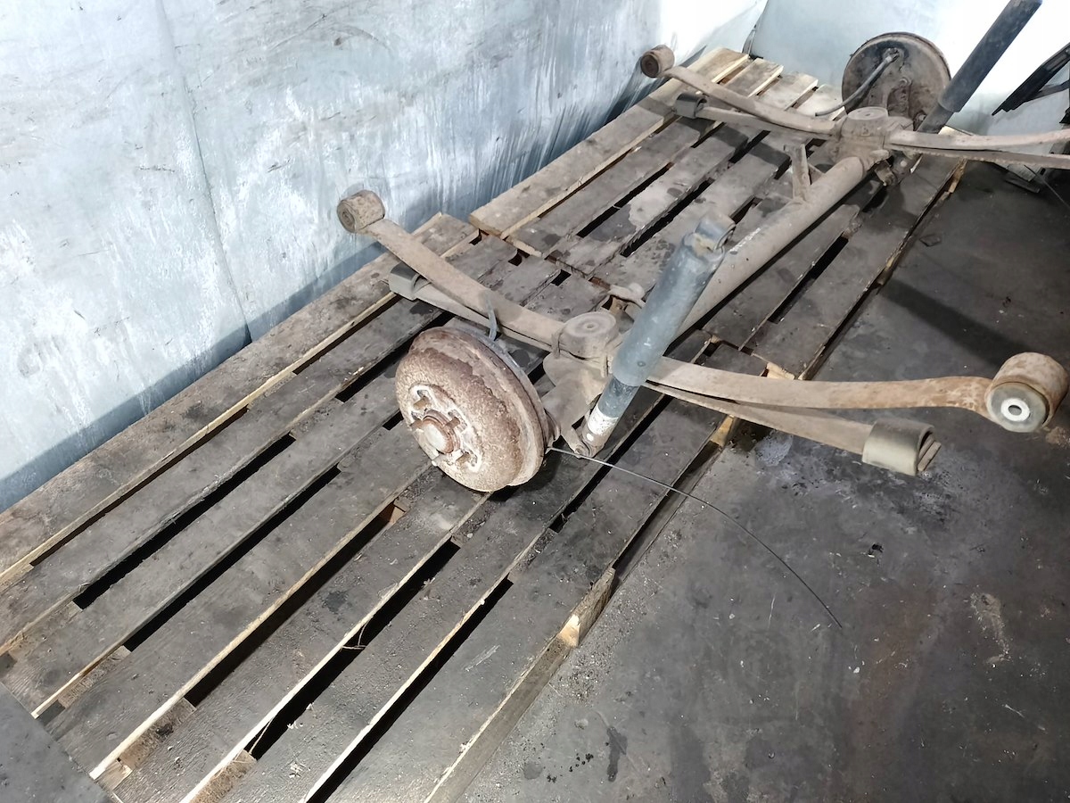 BELKA ZAWIESZENIA, OŚ TYŁ FORD TRANSIT CONNECT 1.8 TDCI Typ samochodu Samochody osobowe
