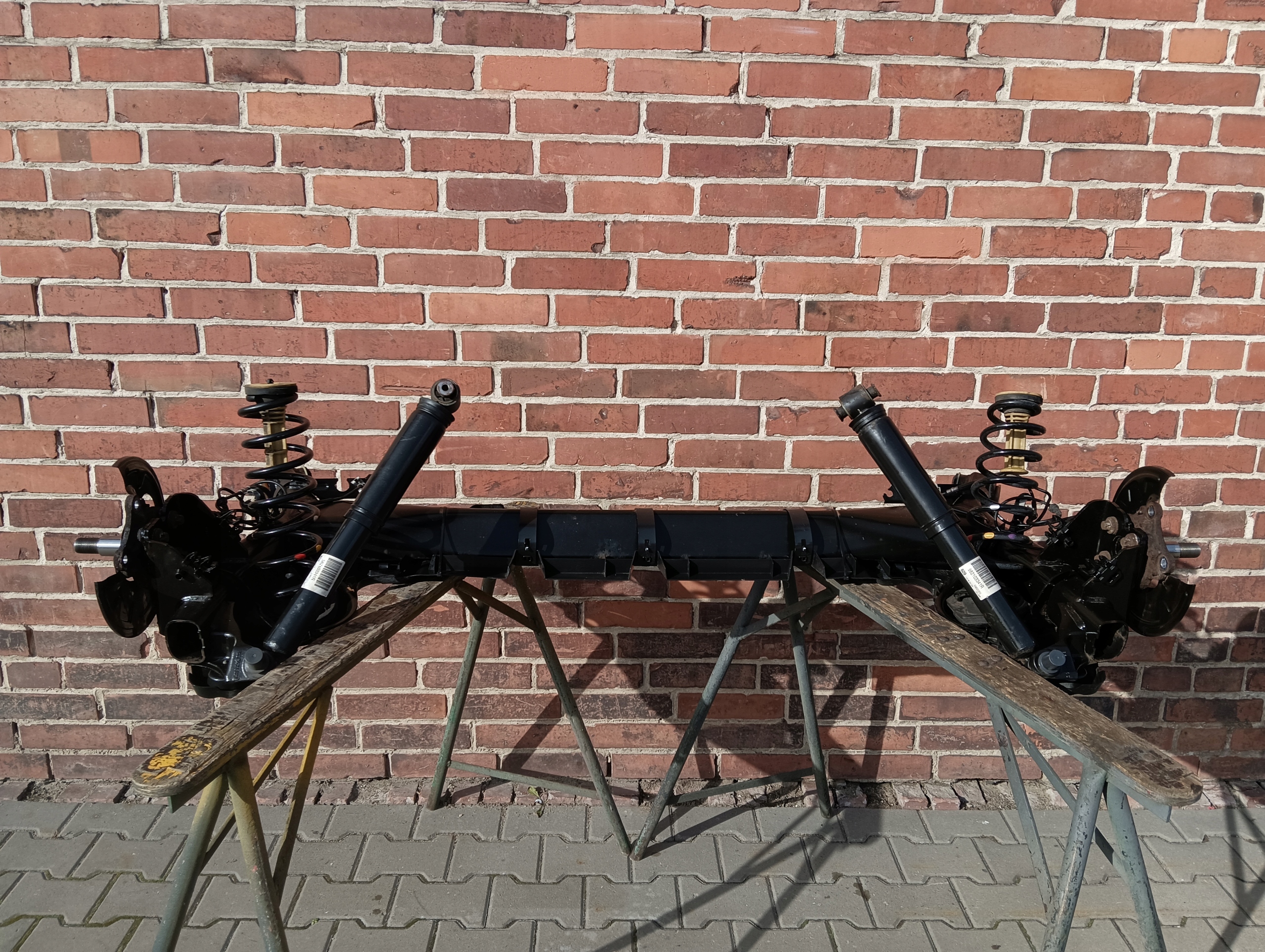 BELKA OS ZAWIESZENIE TYL RENAULT MEGANE IV KOMBI 1.2 TCE