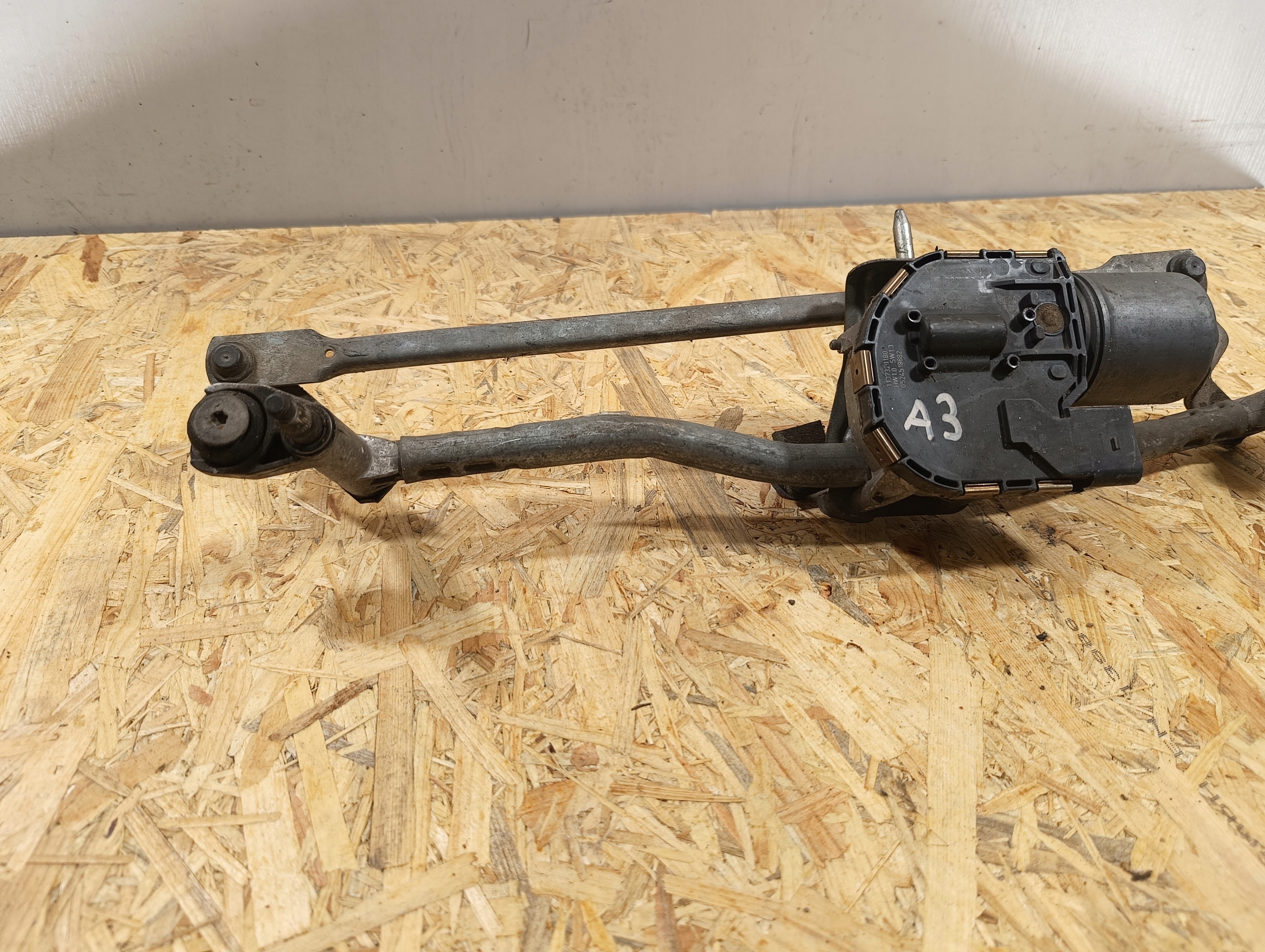 wiper mechanism front AUDI A3 8P 8p1955023j