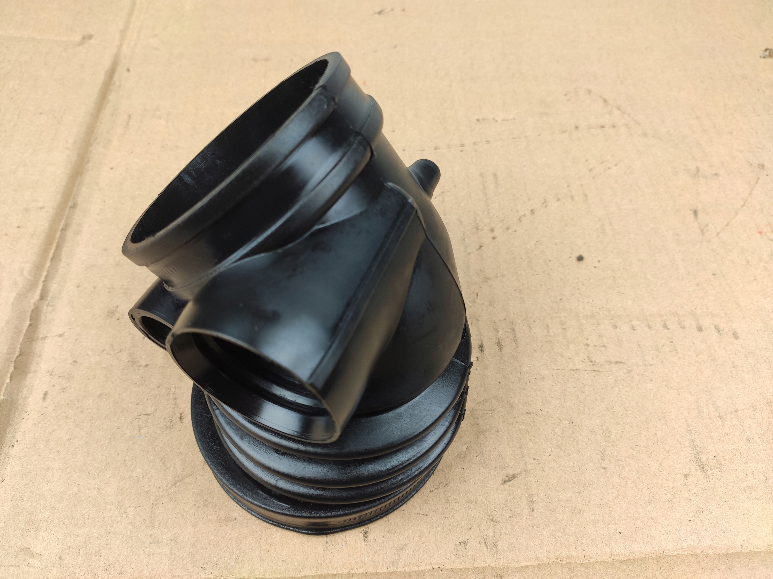 BMW E38 E39 PRZEWÓD RURA POWIETRZA M52 1740931 Numer katalogowy części 1740931