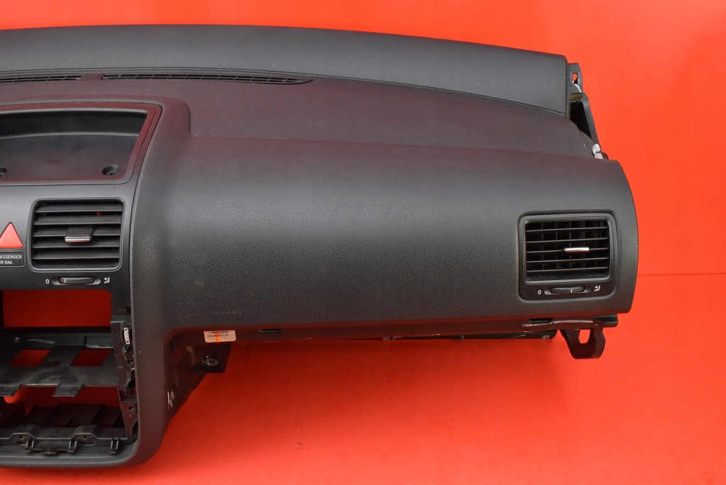 dashboard instrument panel console cockpit airbag EU VW JETTA 5 V 05-11