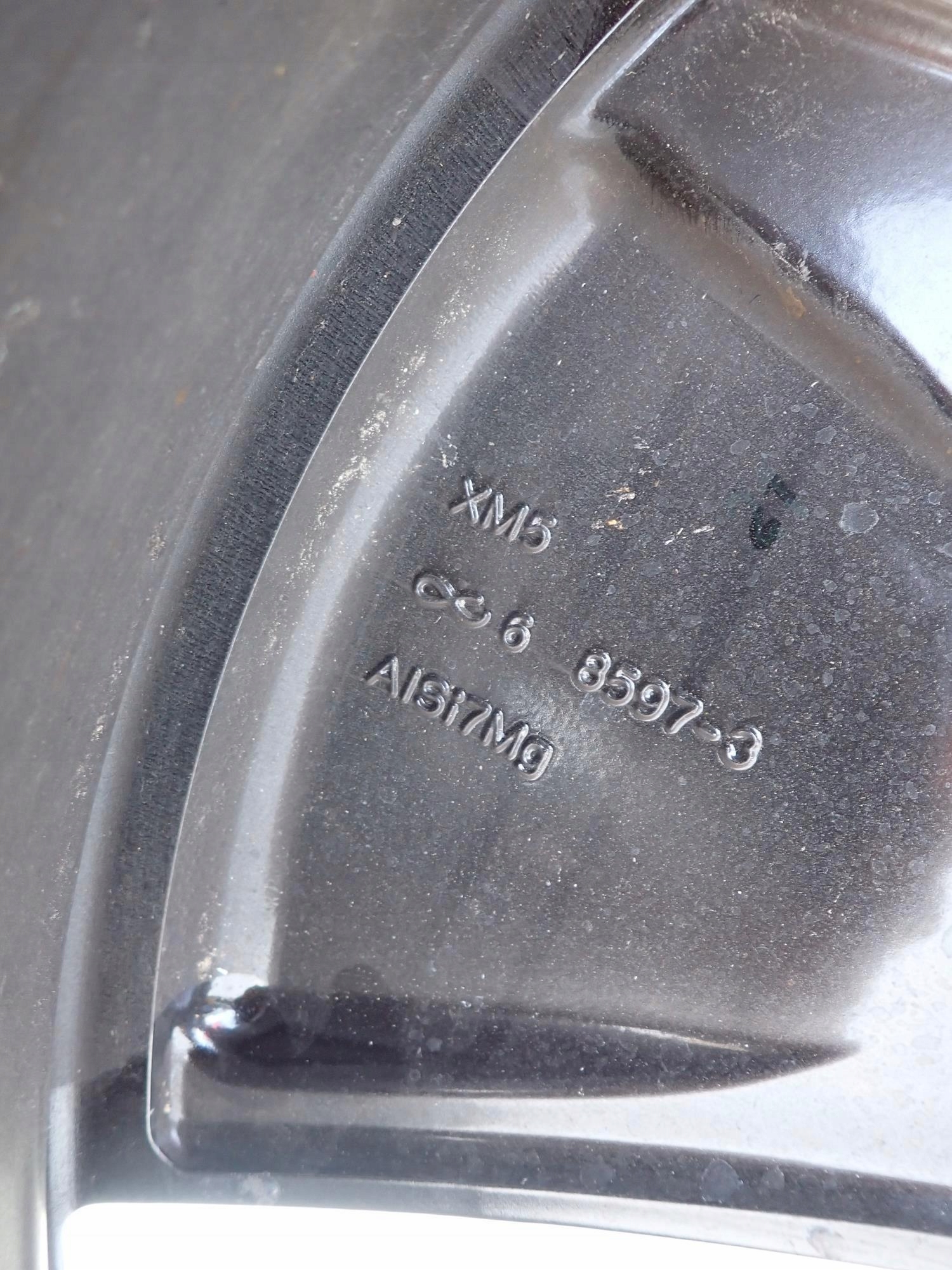 VW ID.3 10A601025B 7,5Jx20H2 ET44 20" disk