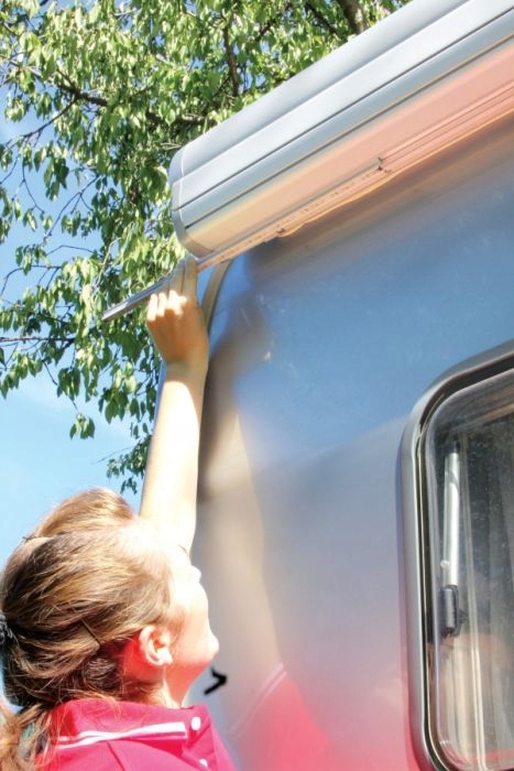 Przedłużenie oświetlenia do markizy Kit LED Awning Case 50cm Fiamma W-wa