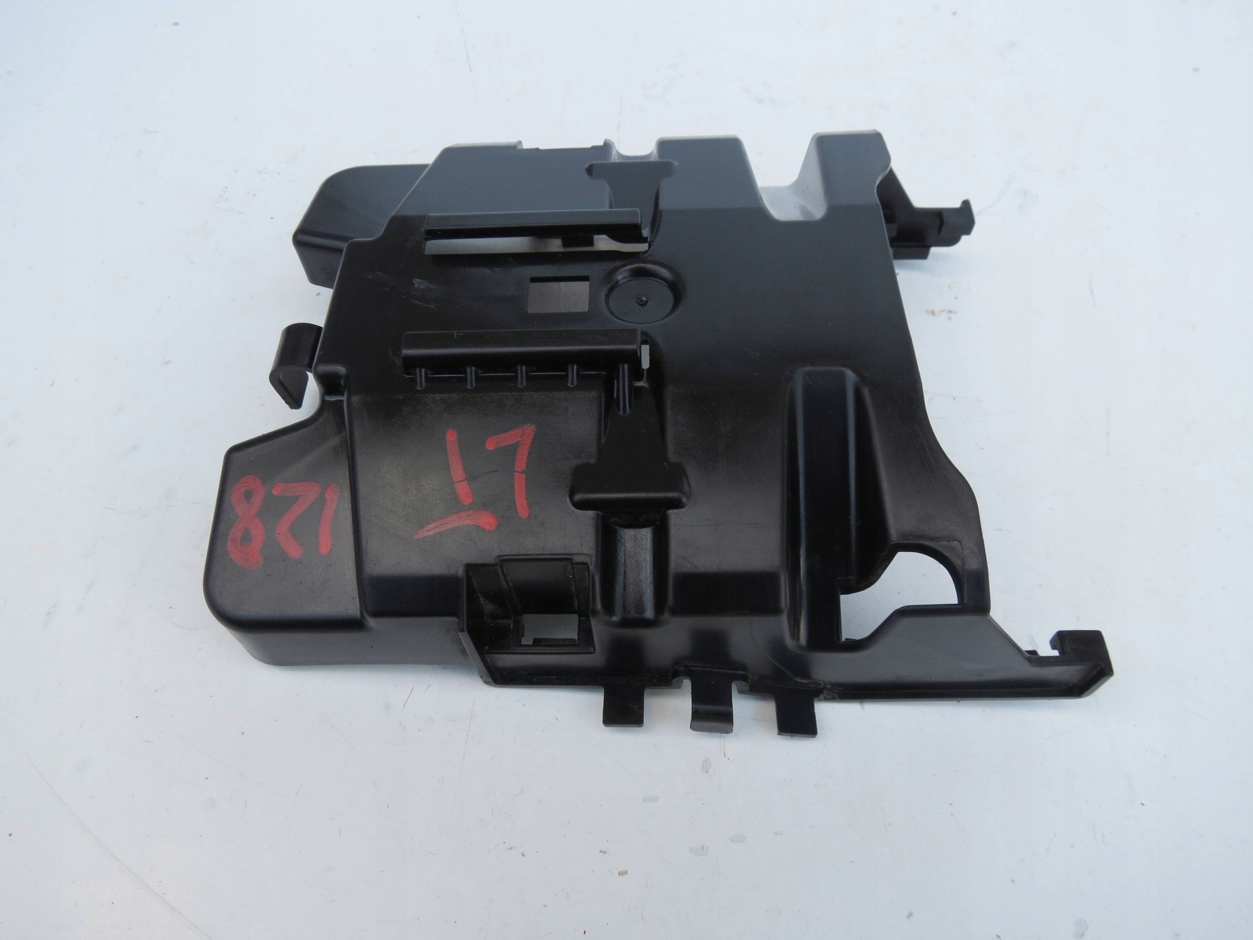 bracket PODNOSNIKA windows left / right rear part VOLVO S90 2.0 31391232