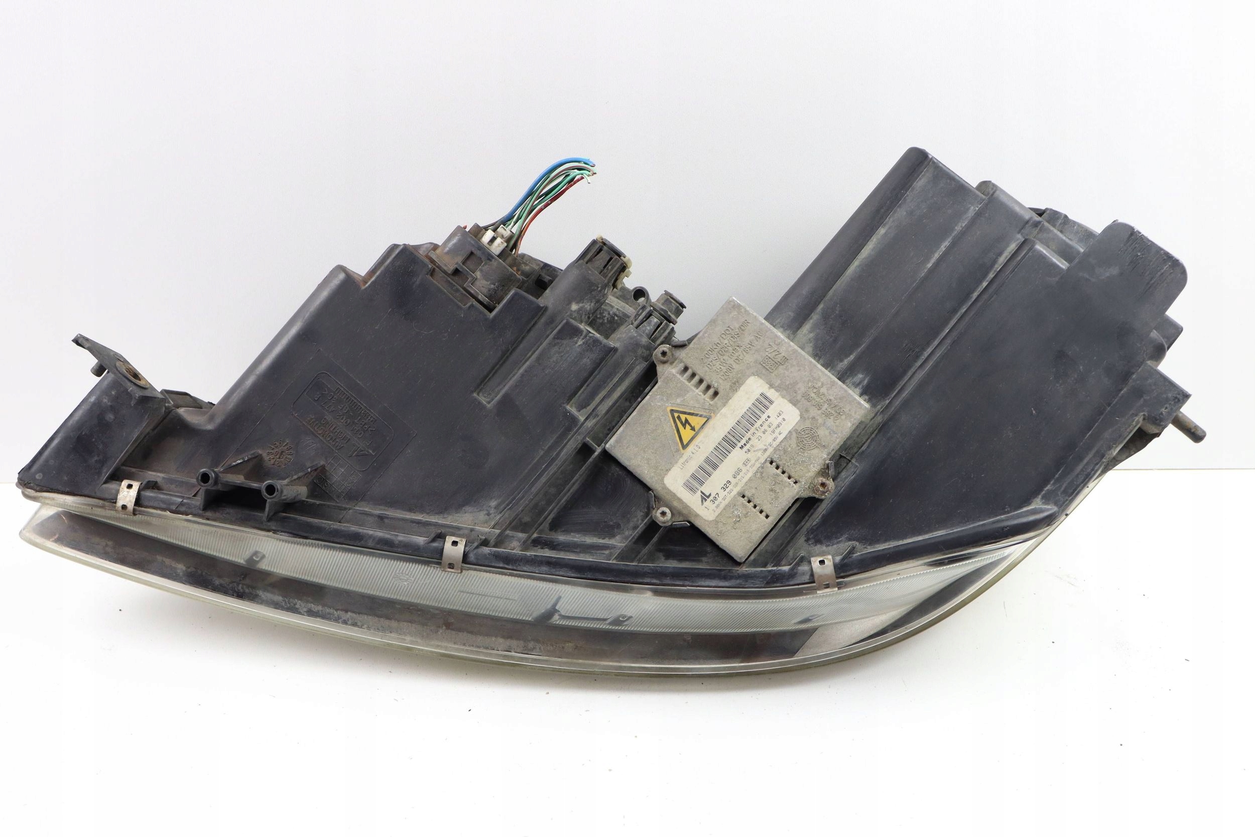 MAZDA 6 and light front right front XENON F014002477R EUROPA