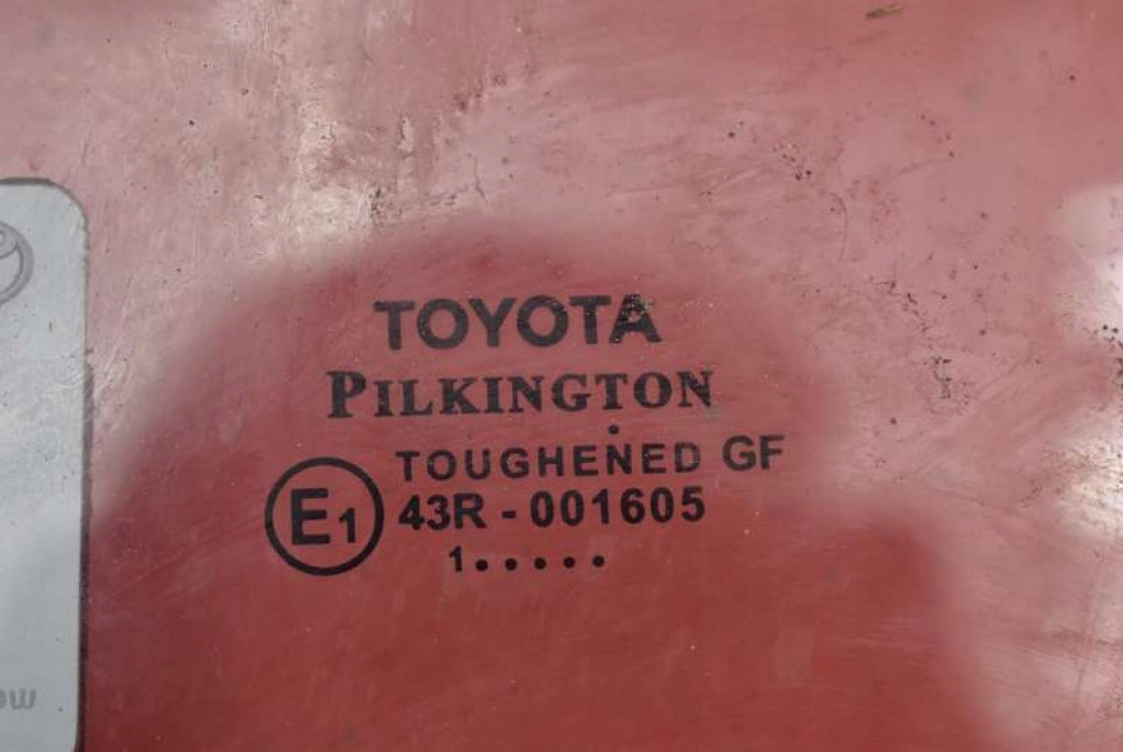 window side left front front TOYOTA AVENSIS T27 KOMBI 09-11