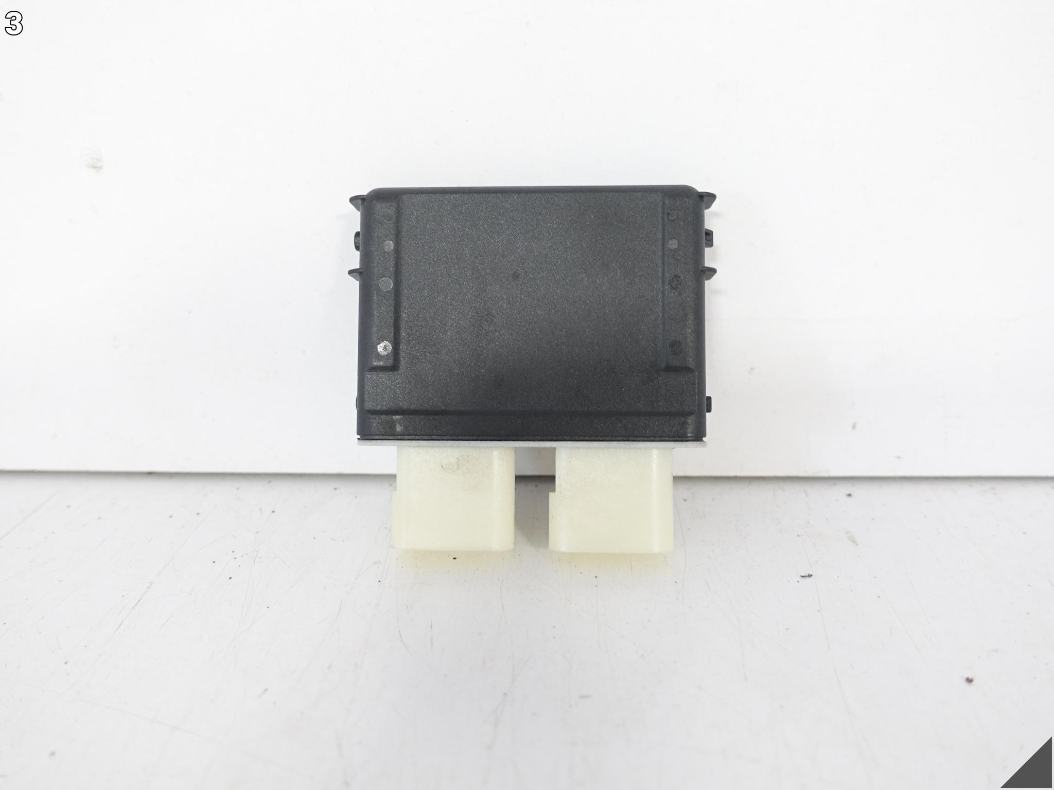 AUDI Q3 83A F3 LAMBORGHINI URUS control unit module of the opening bonnet boot