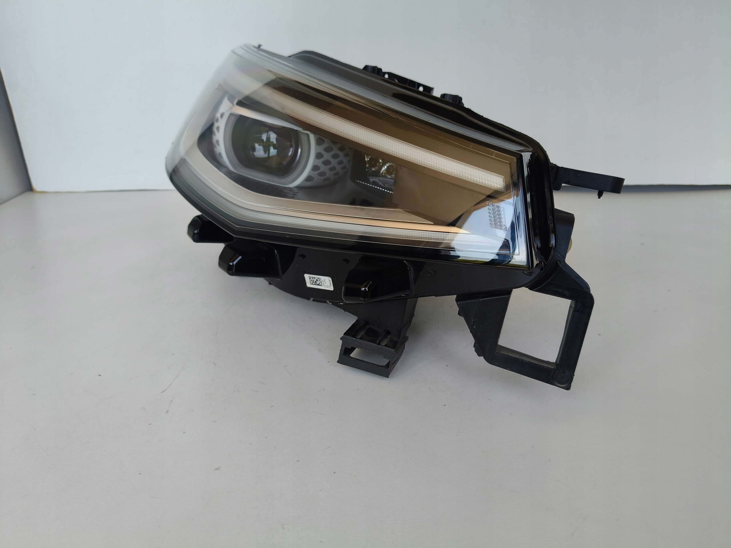 light right REFLEKTOR VW ID4 11A 21- FULL LED