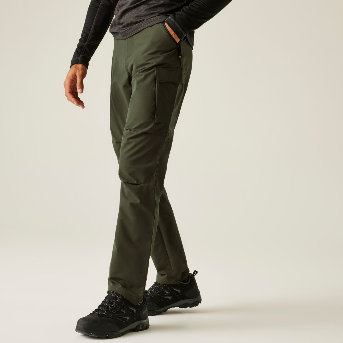 Pánské outdoorové kalhoty Regatta Questra Cargo khaki M
