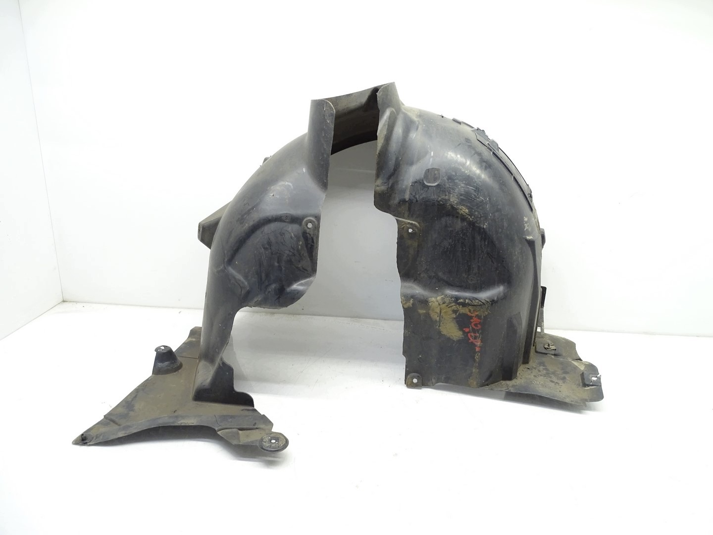 mudguard left front left front MERCEDES W176 W246 A2466900100