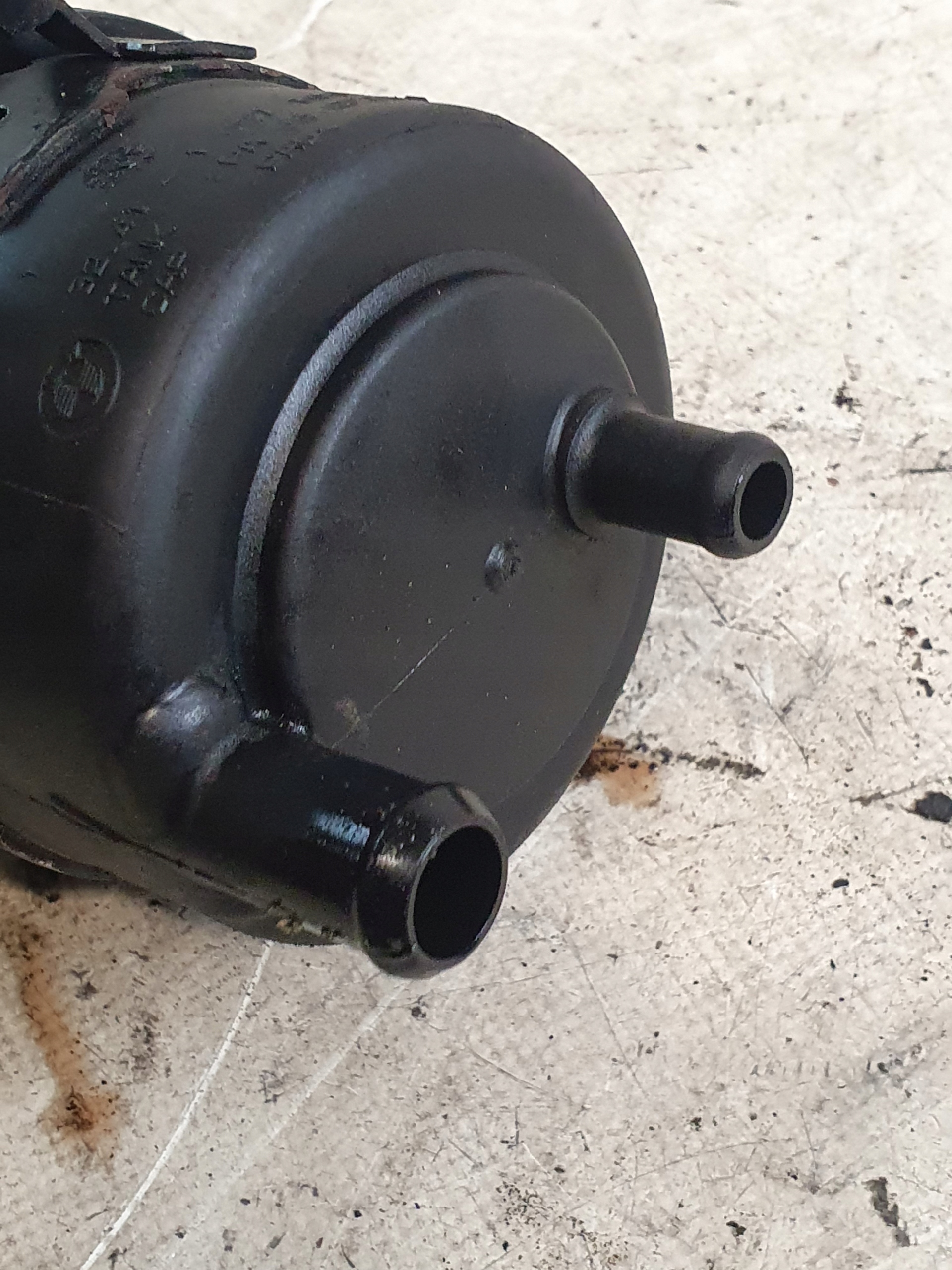 serbatoio LIQUIDO SERVOSTERZO OE 1097164 BMW E91 320d 2.0D 06r.