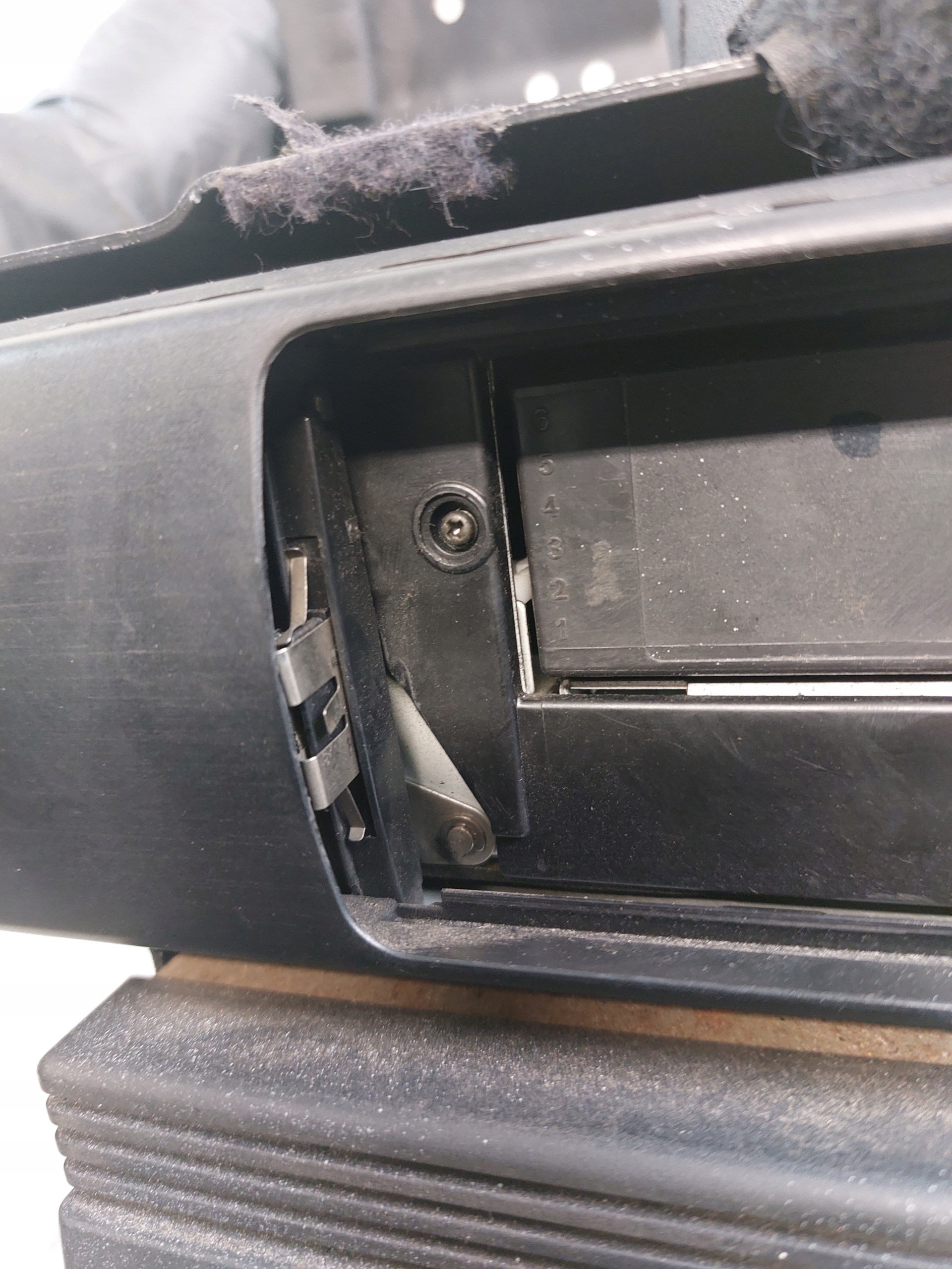 changer navigation support AUDI A6 C5 AVANT