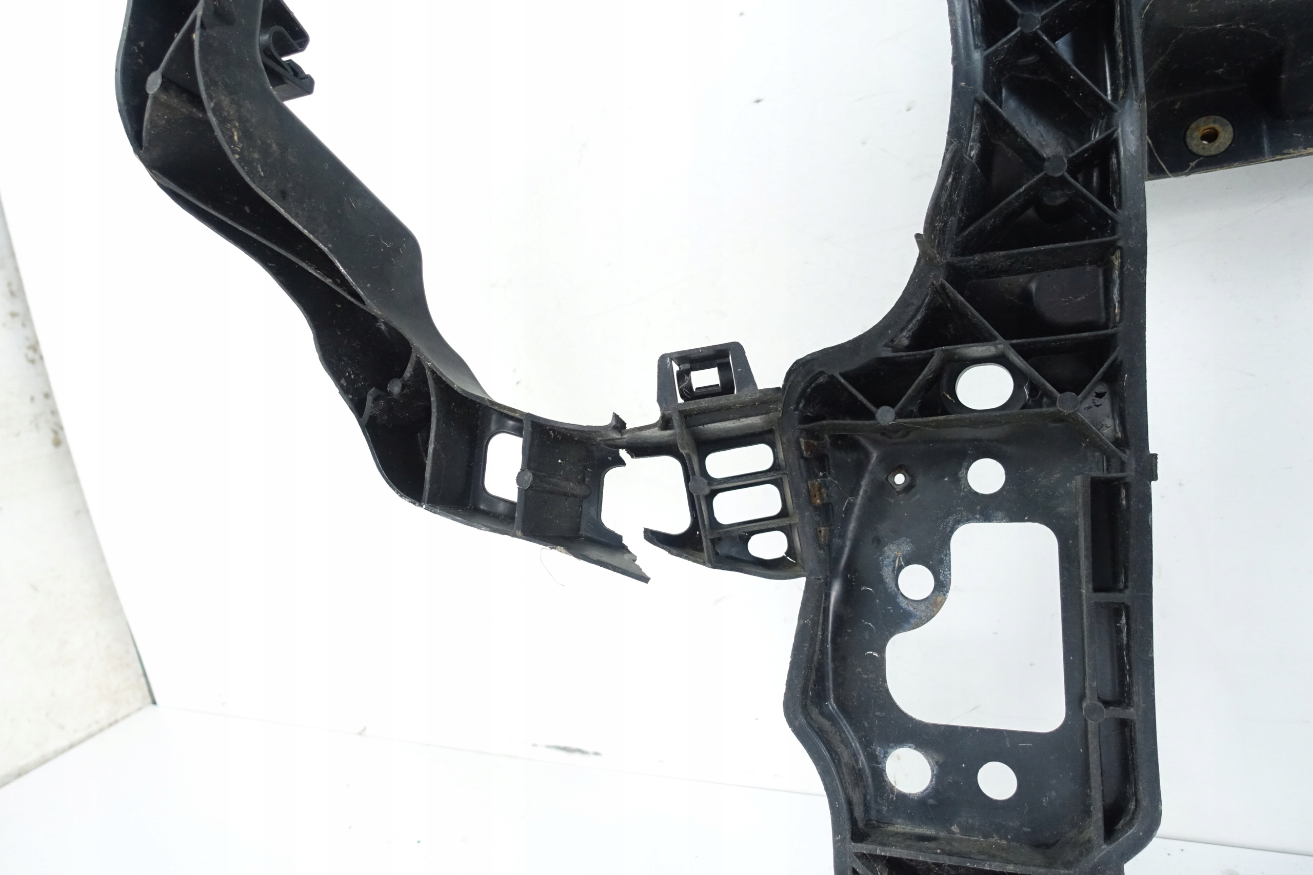 KIA PICANTO and LIFT 2009- pillar iron support panel for radiators 64100-07500