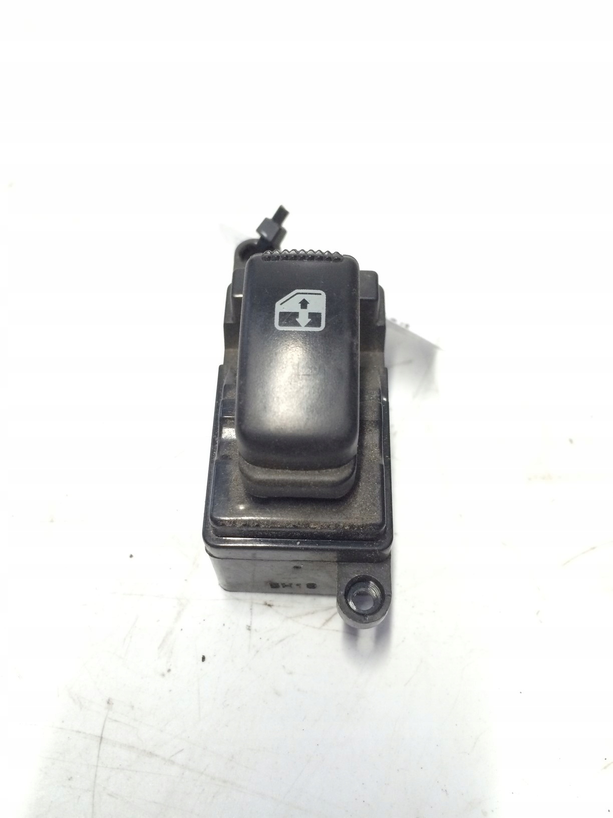 switch lifting of the window KIA 5H18