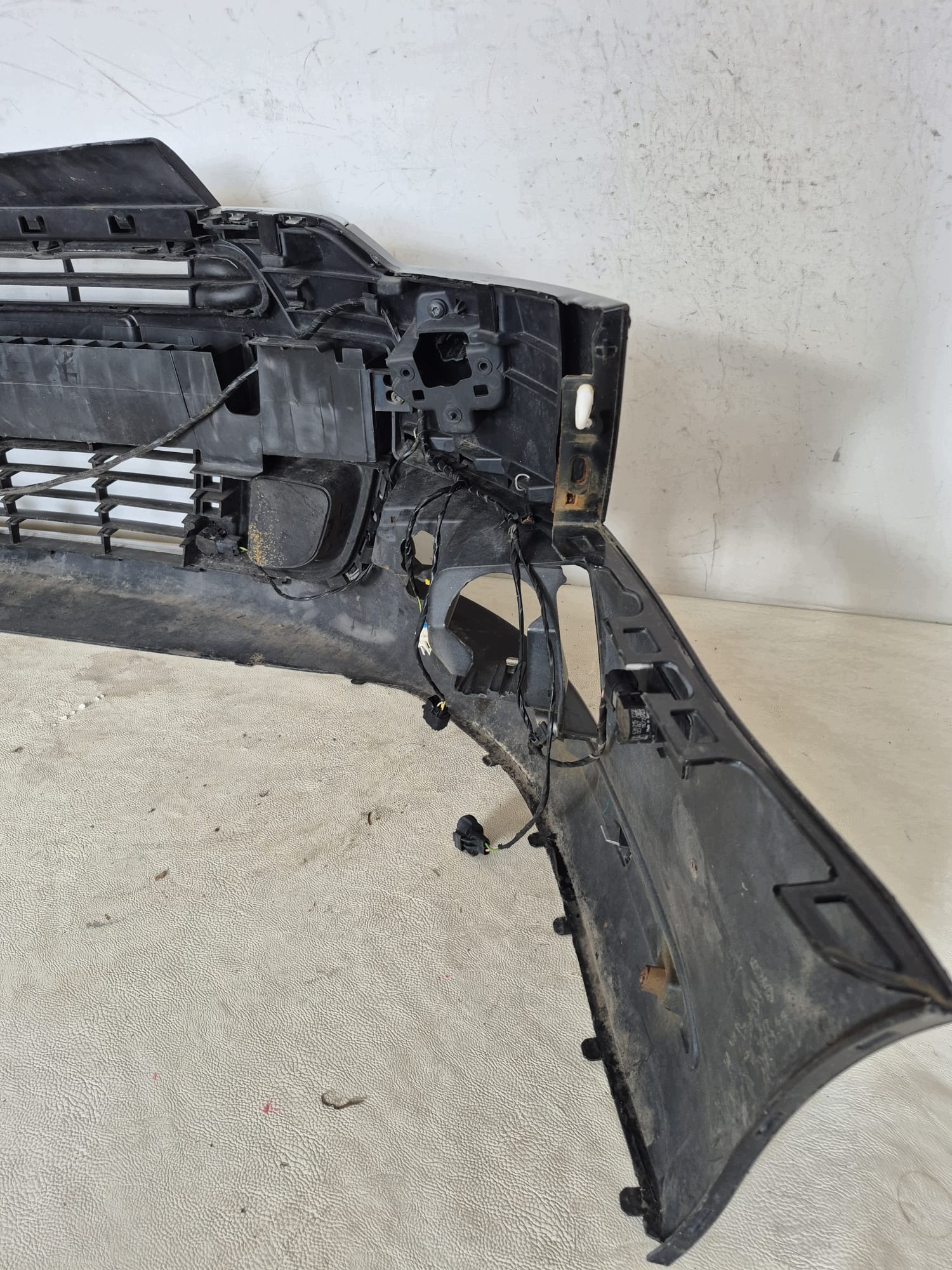 CITROEN C5 II X7 08- bumper front front SPR 6XPDC 9681052477