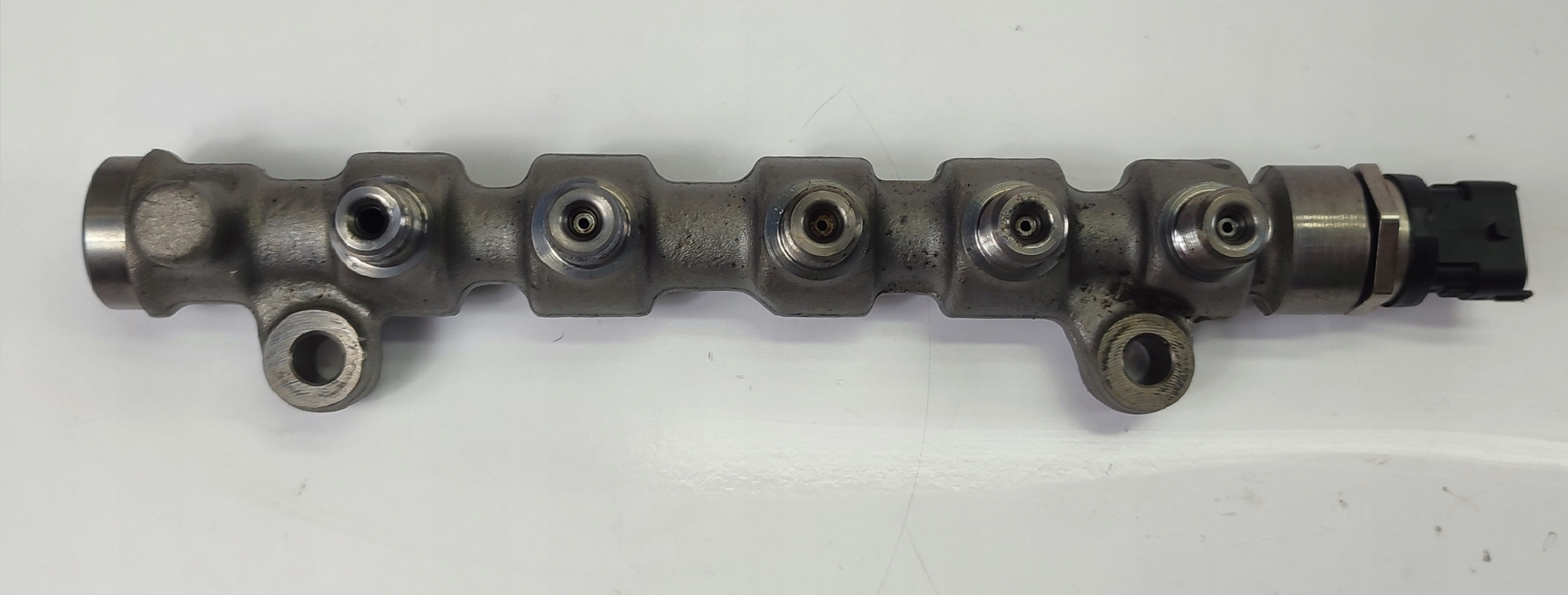 Rampe injection Renault MASTER II Opel MOVANO 2.5 DCI 0445214175