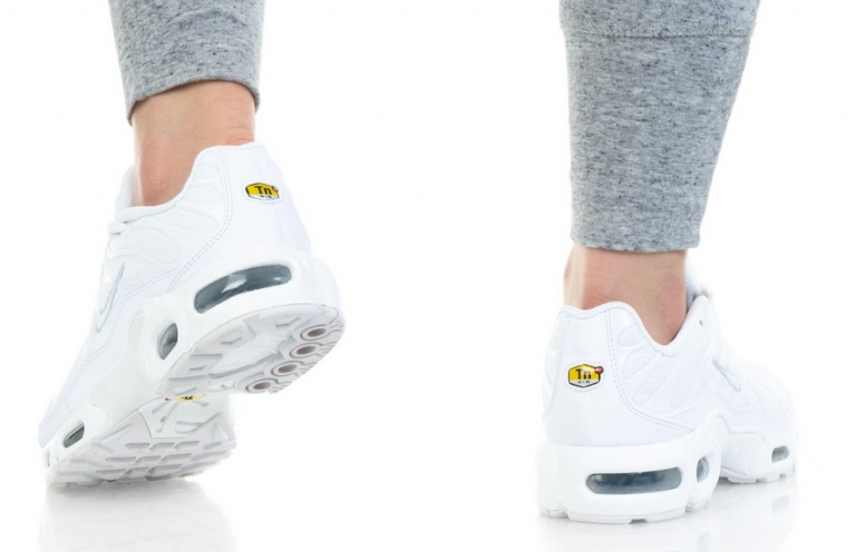 Buty NIKE AIR MAX PLUS GS CW7044 100 R. 38 Materiał zewnętrzny inny