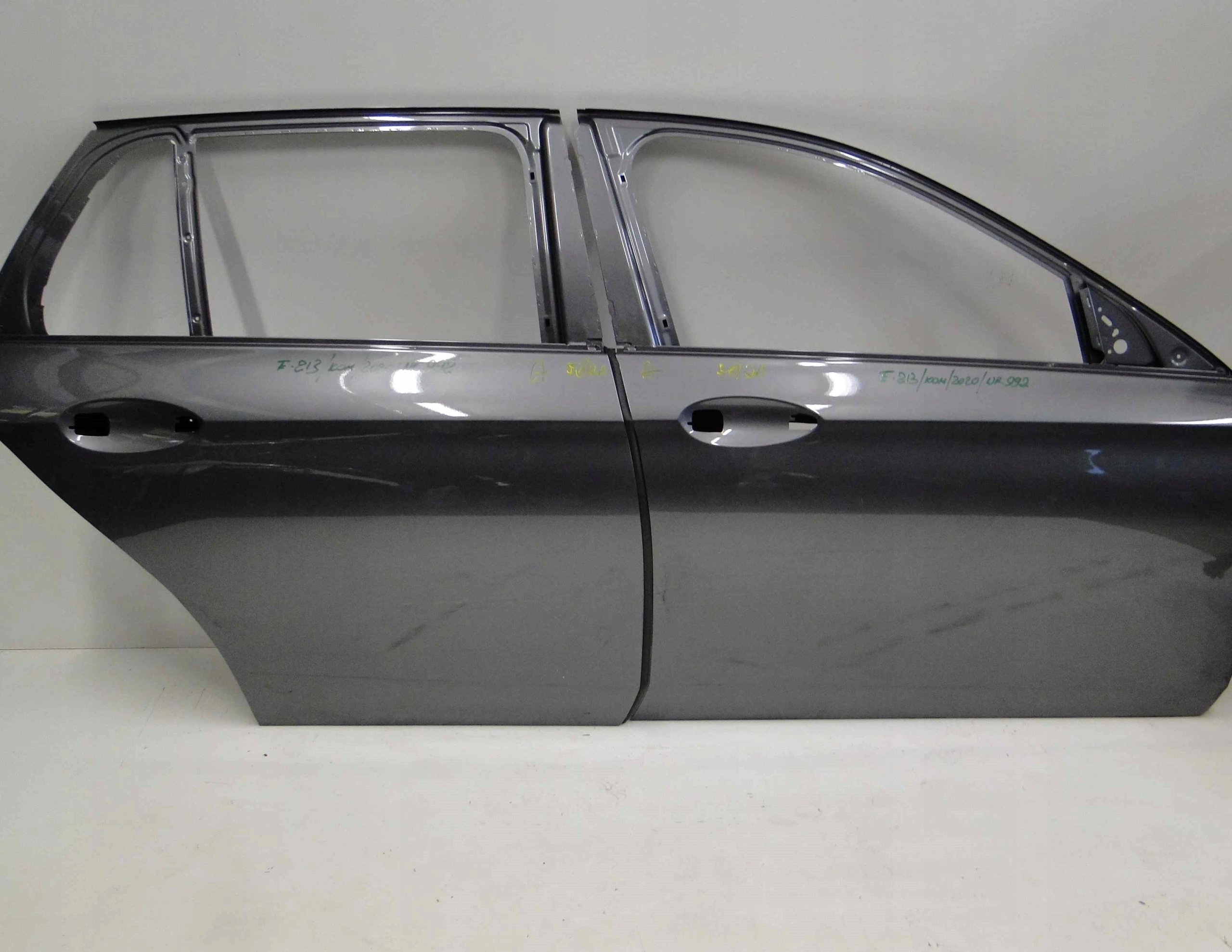 MERCEDES E KLASA W213 213 KOMBI DRZWI PRAWE TYLNE Strona zabudowy tył - prawa