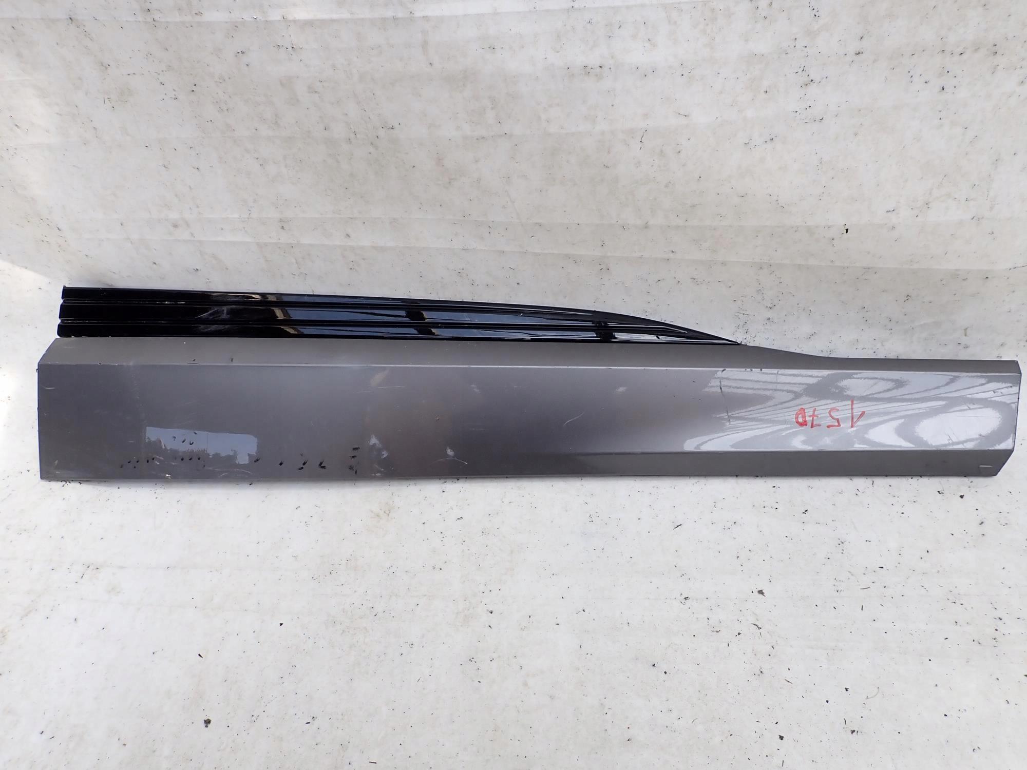 AUDI Q8 E-TRON 18-> cap moulding door right front