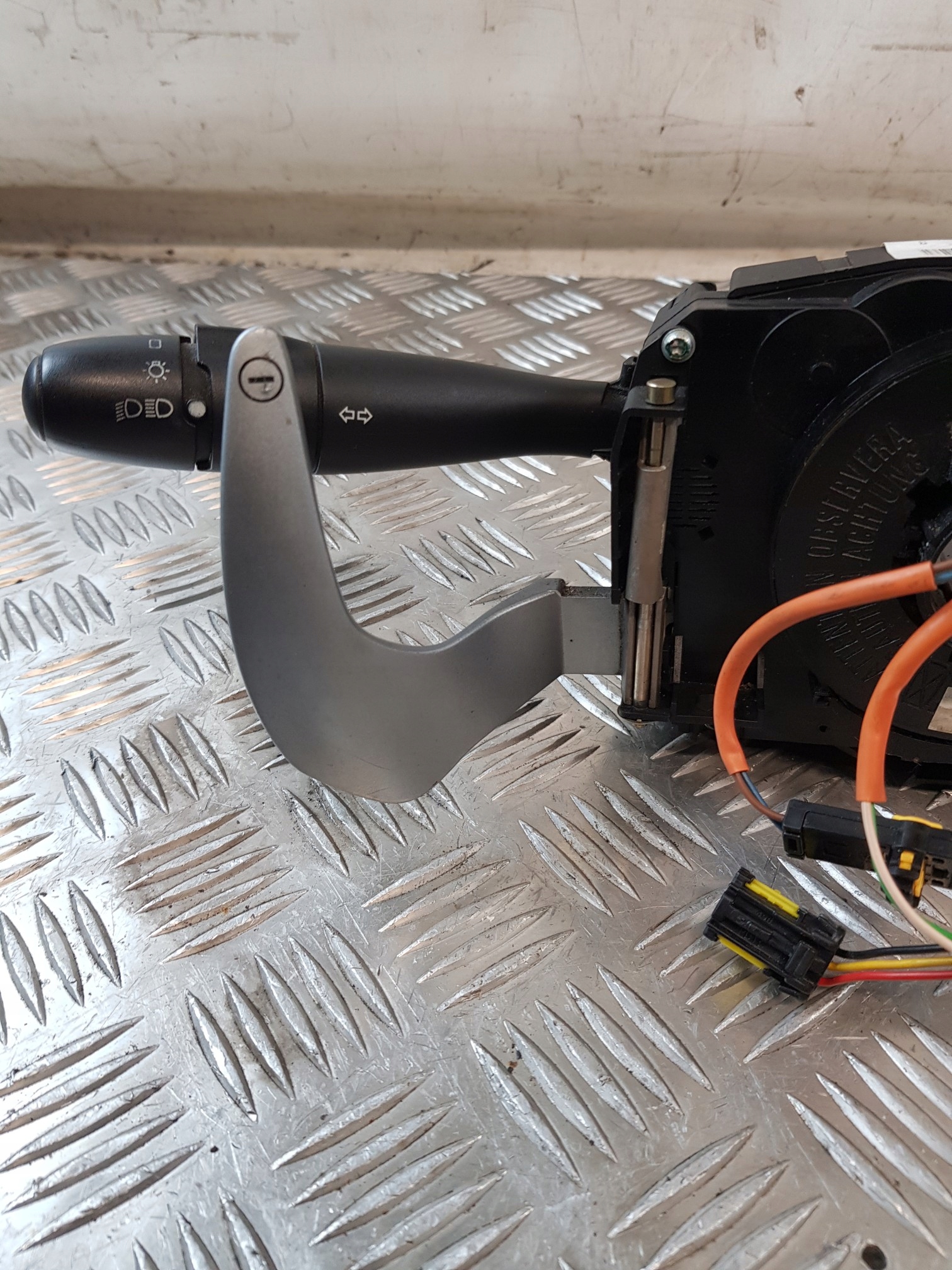 steering wheel levers and controls control ring 96495603XT CITROEN C3 and 03R