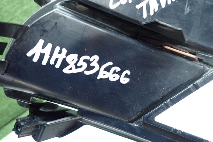 CUPRA TAVASCAN grid of a bumper right front 11H853666