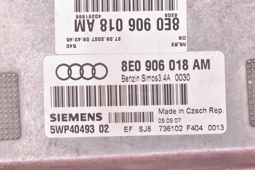 control unit computer of the engine 8E0906018AM AUDI A4 B7 1.6 8V 102 KM 04-08