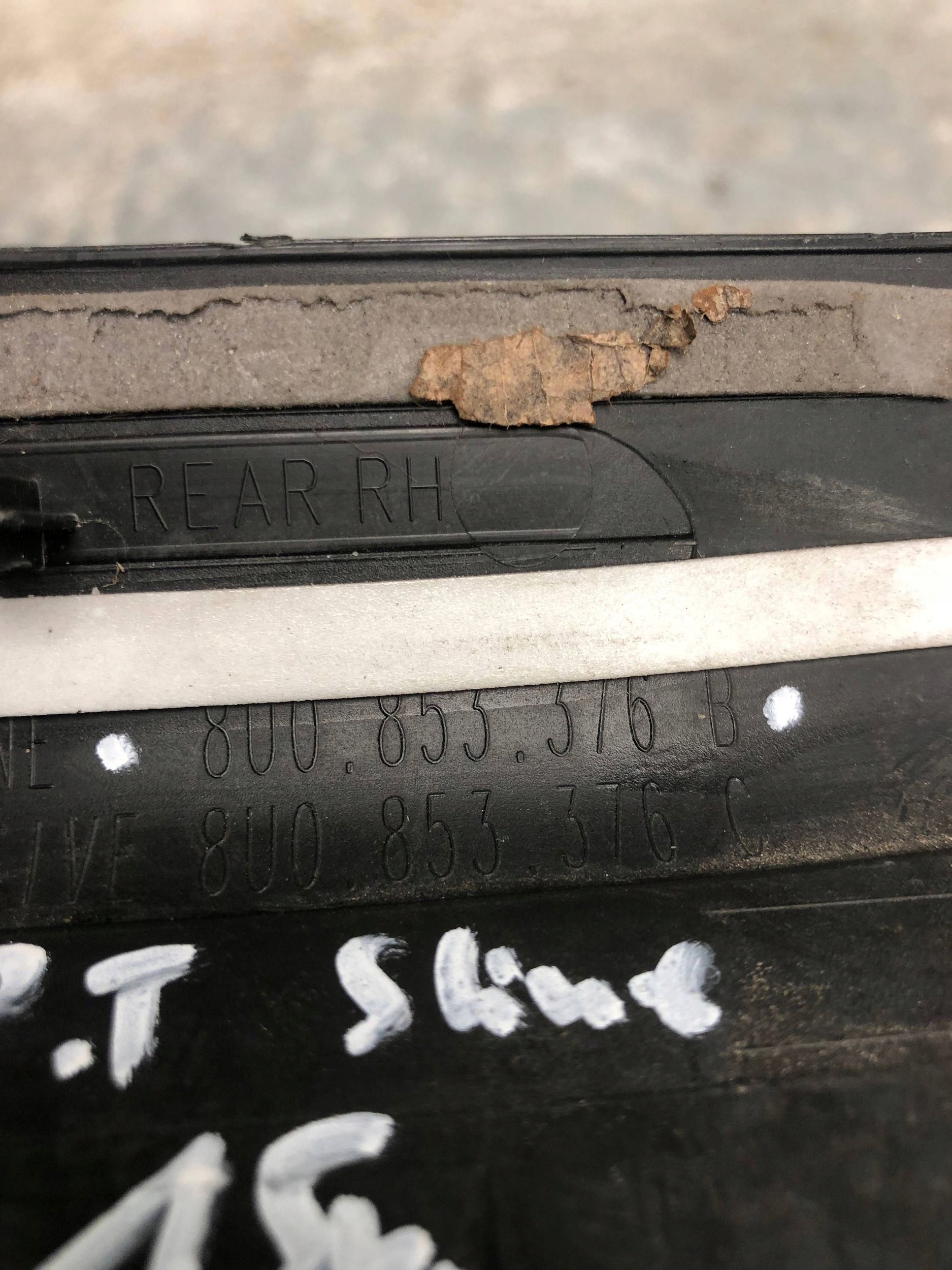 moulding threshold S-LINE right rear part AUDI Q3 8U 8U0853376B
