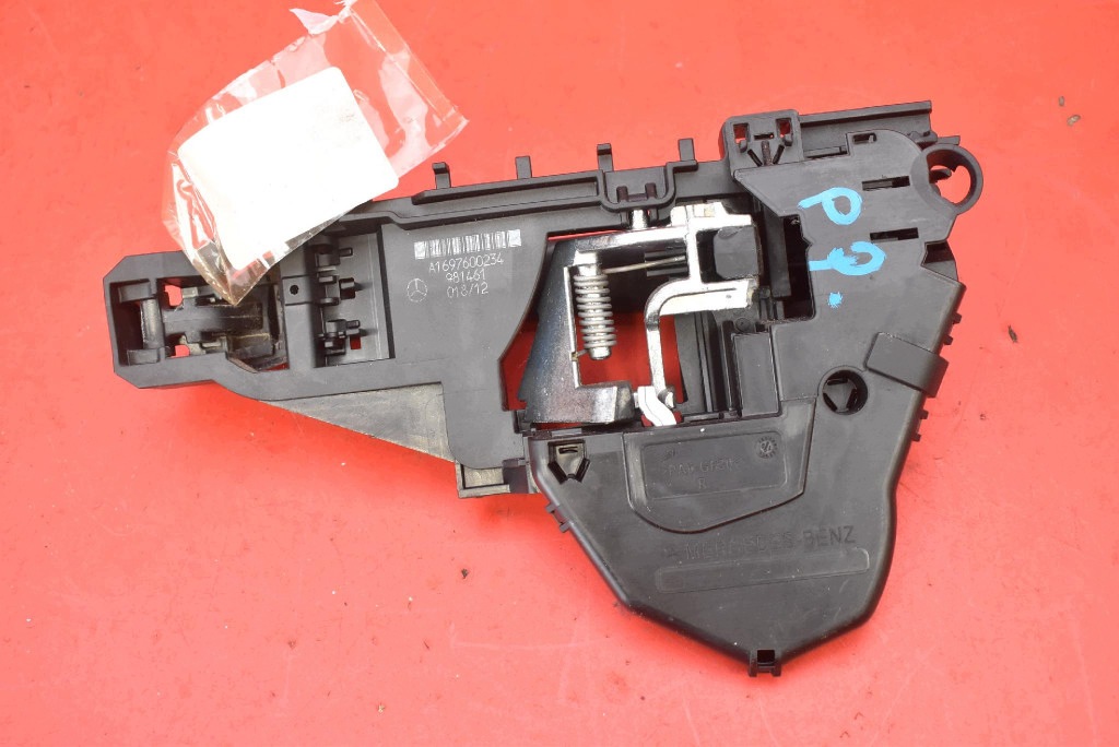 handle right front front black A1697600234 MERCEDES A-KLASA W169 04-08