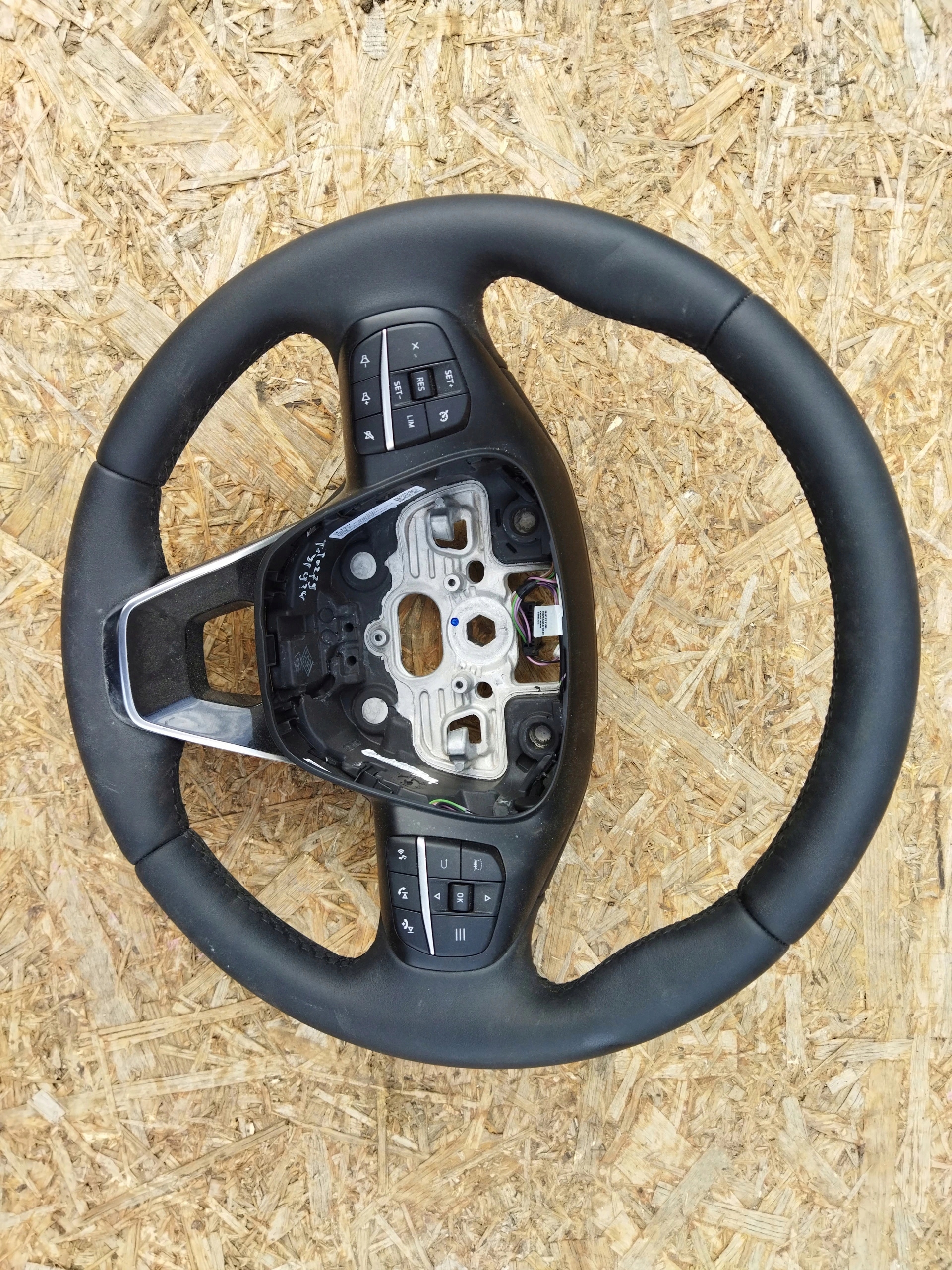 KIEROWNICA KUGA MK3 2020 R