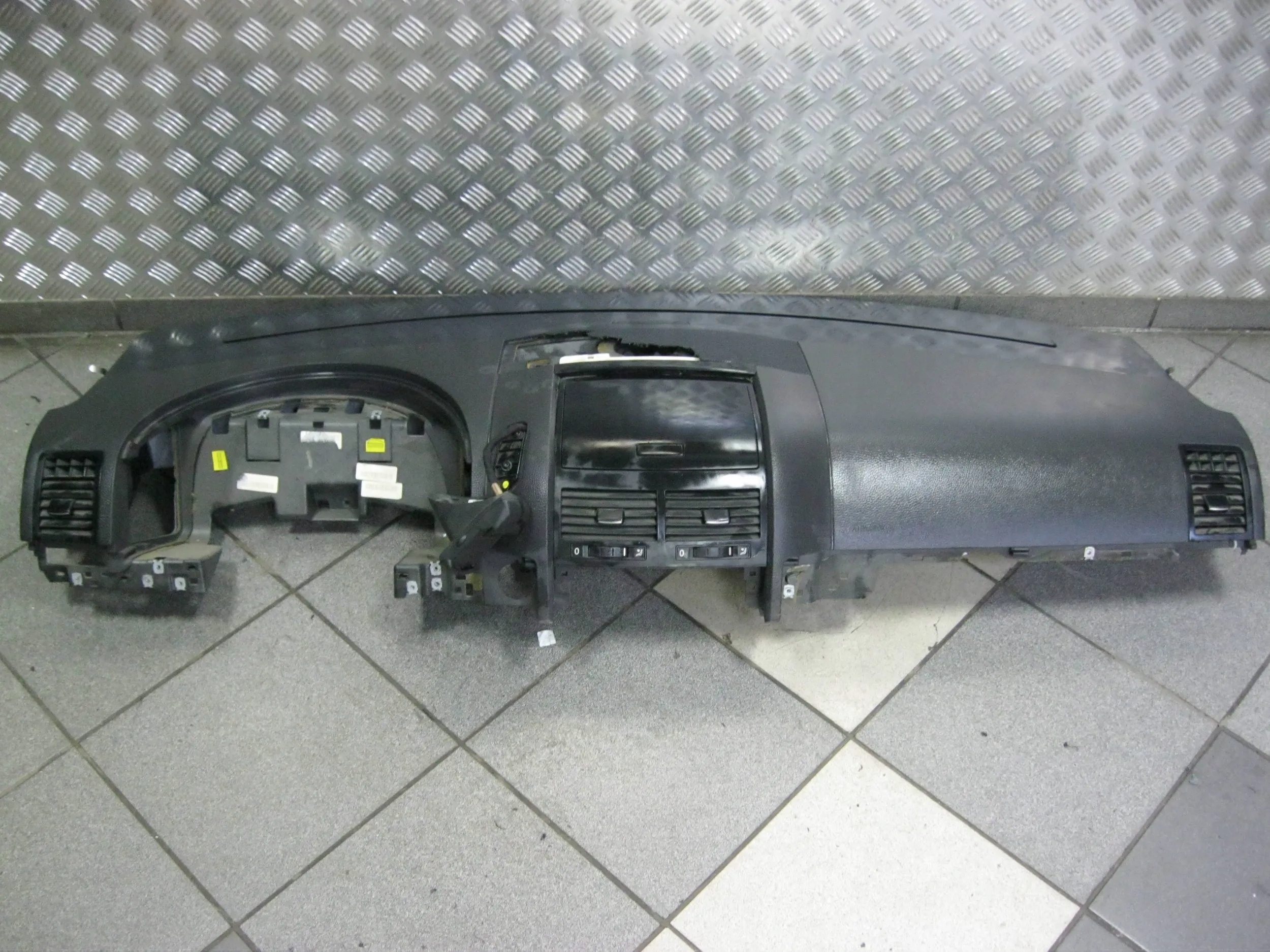 dashboard console airbag VW Volkswagen Touareg 7L