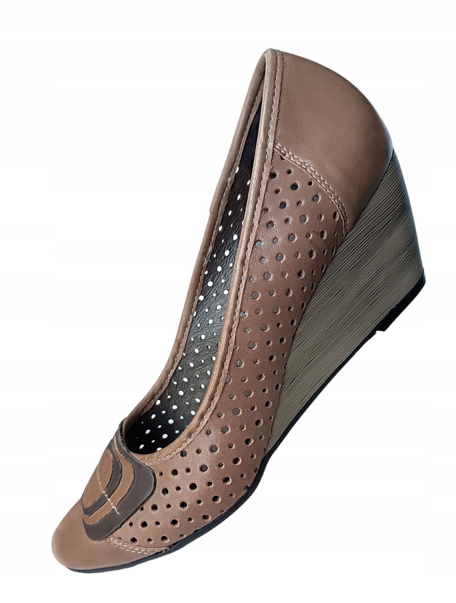 Kožené polobotky Arka Bioeco Baleríny na koturnu hnědé ažurové kůže 37