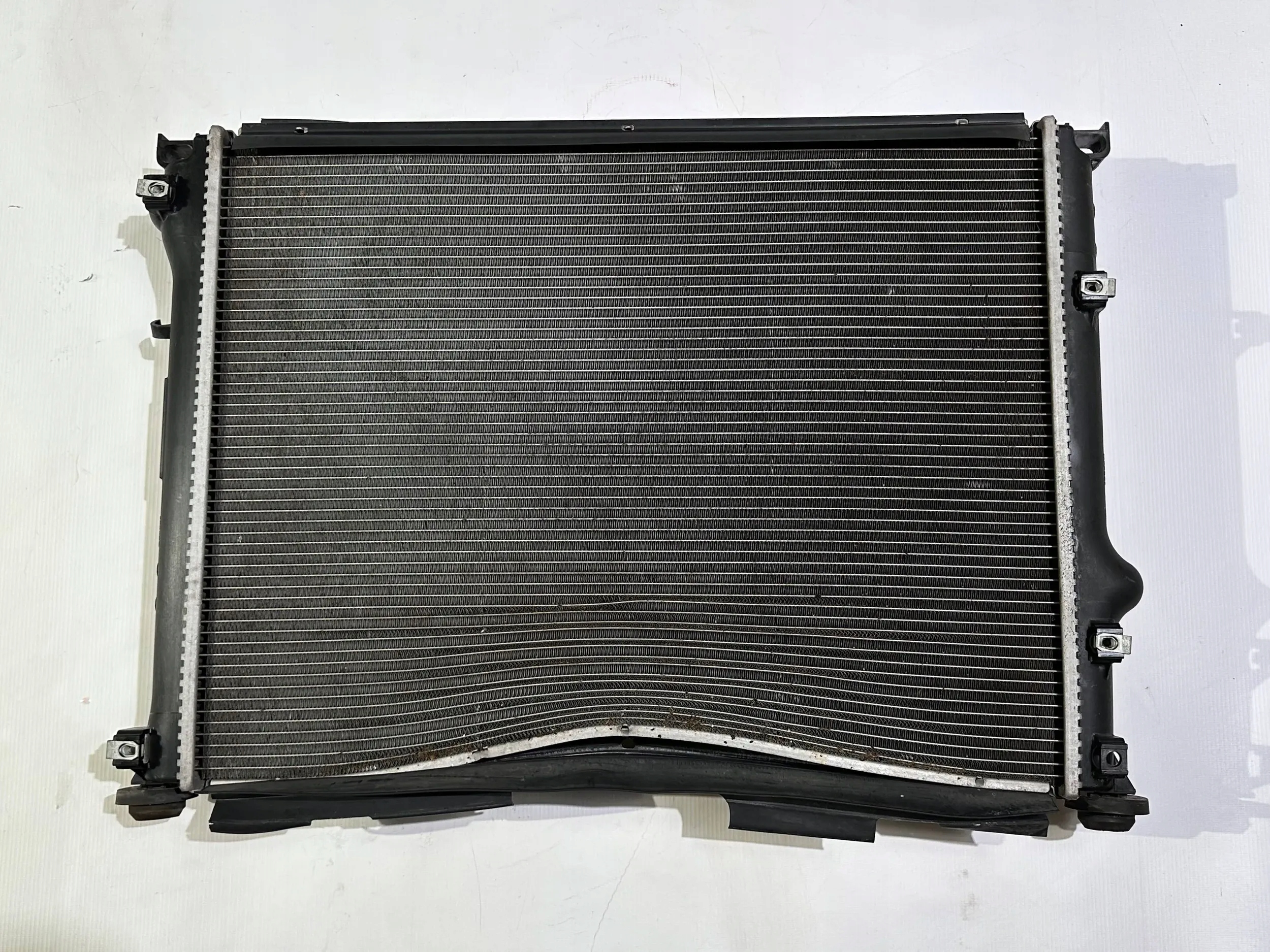 water cooler Dodge Charger Challenger 6.4 V8 SRT 2011+