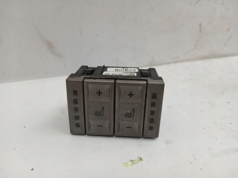 Ford Mondeo mk4 button grzania seats 6M2T19K314AC