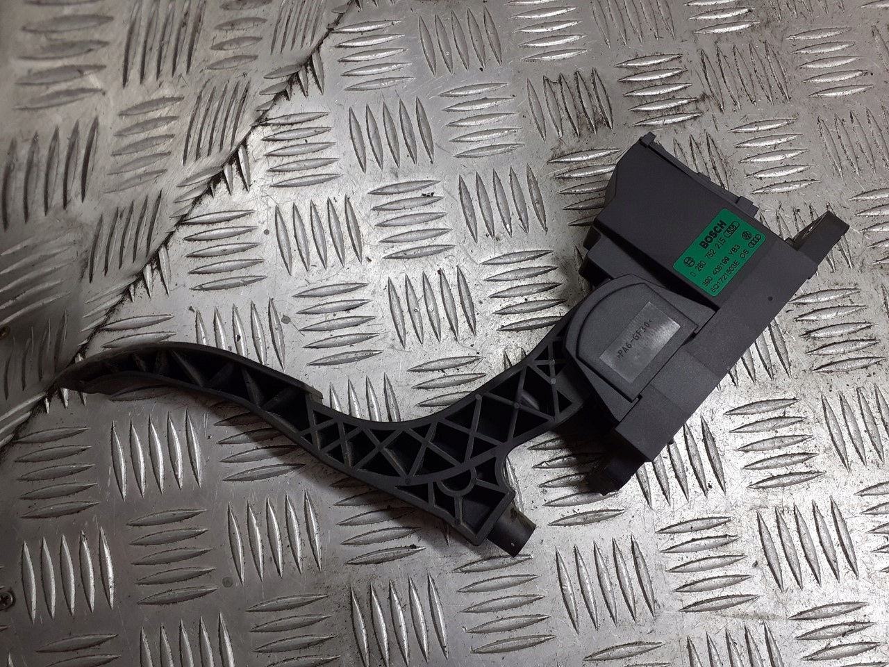 POTENCJOMETR GAZU VW POLO IV 1.2 6Q1721503E