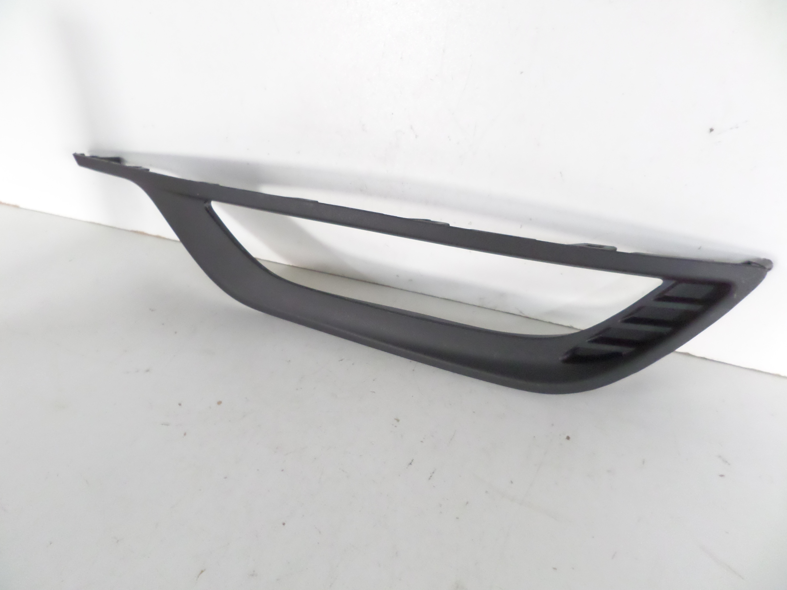 grille frame rear part right HYUNDAI I30 III 17- FASTBAC