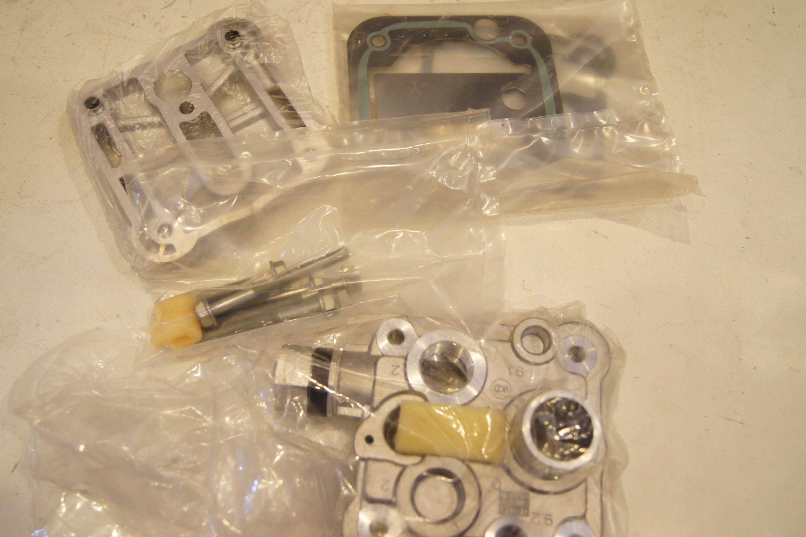 K105789K50 - ГОЛОВКА КОМПРЕССОРА MAN TGA TGS TGX КОМПЛЕКТ