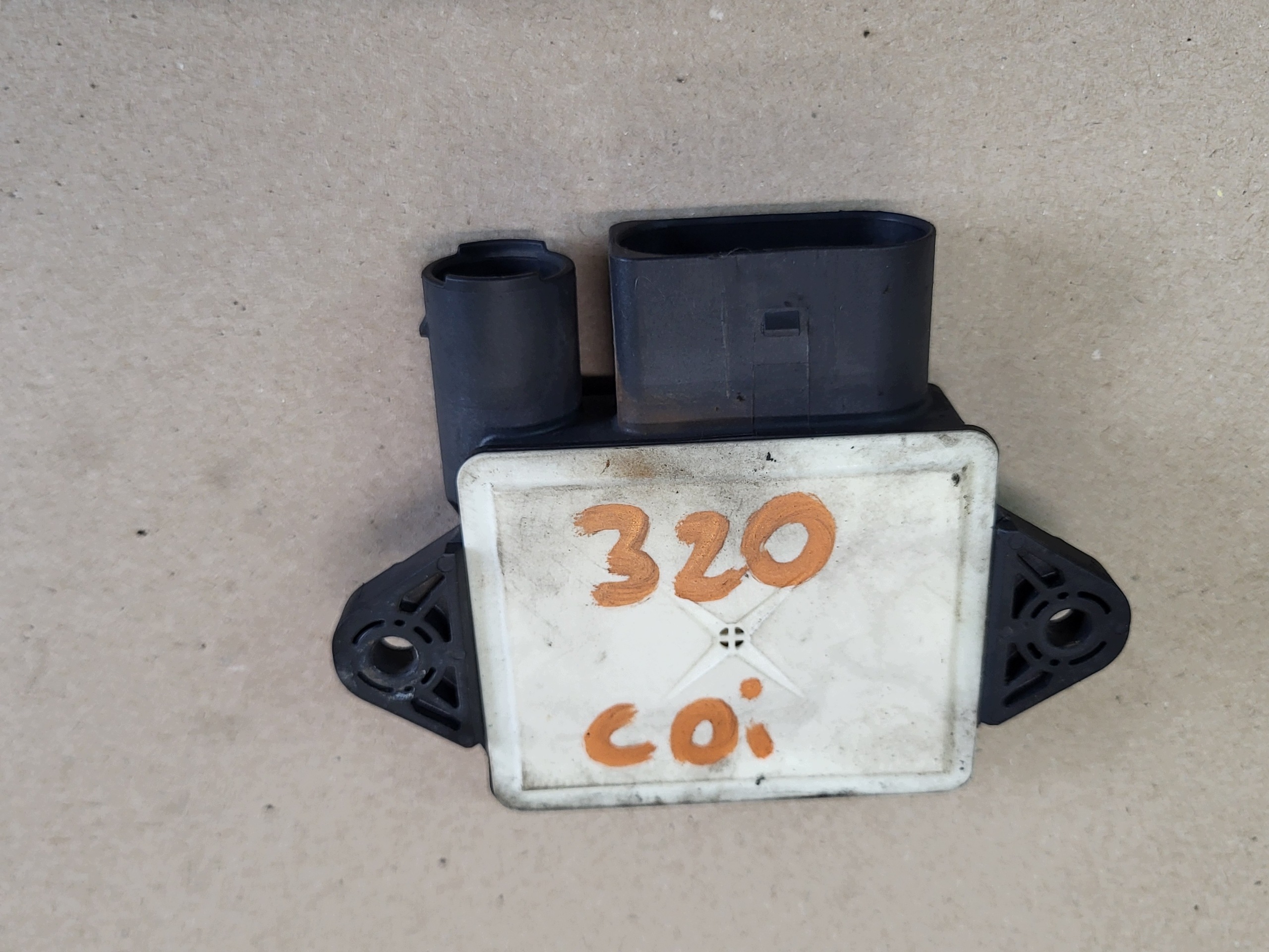 relay plugs ZAROWYCH module MERCEDES ML W164 320 CDi A6429005801 OE