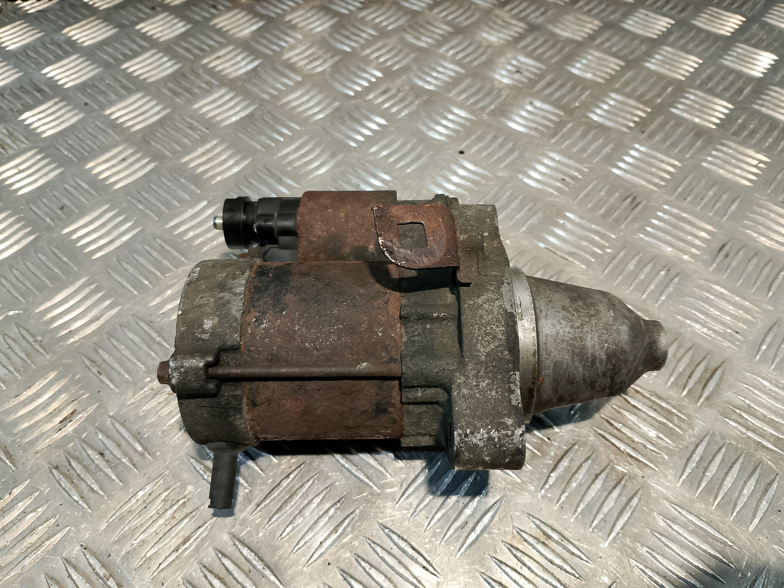 startér MOTORU HONDA JAZZ II 2 1.3 B