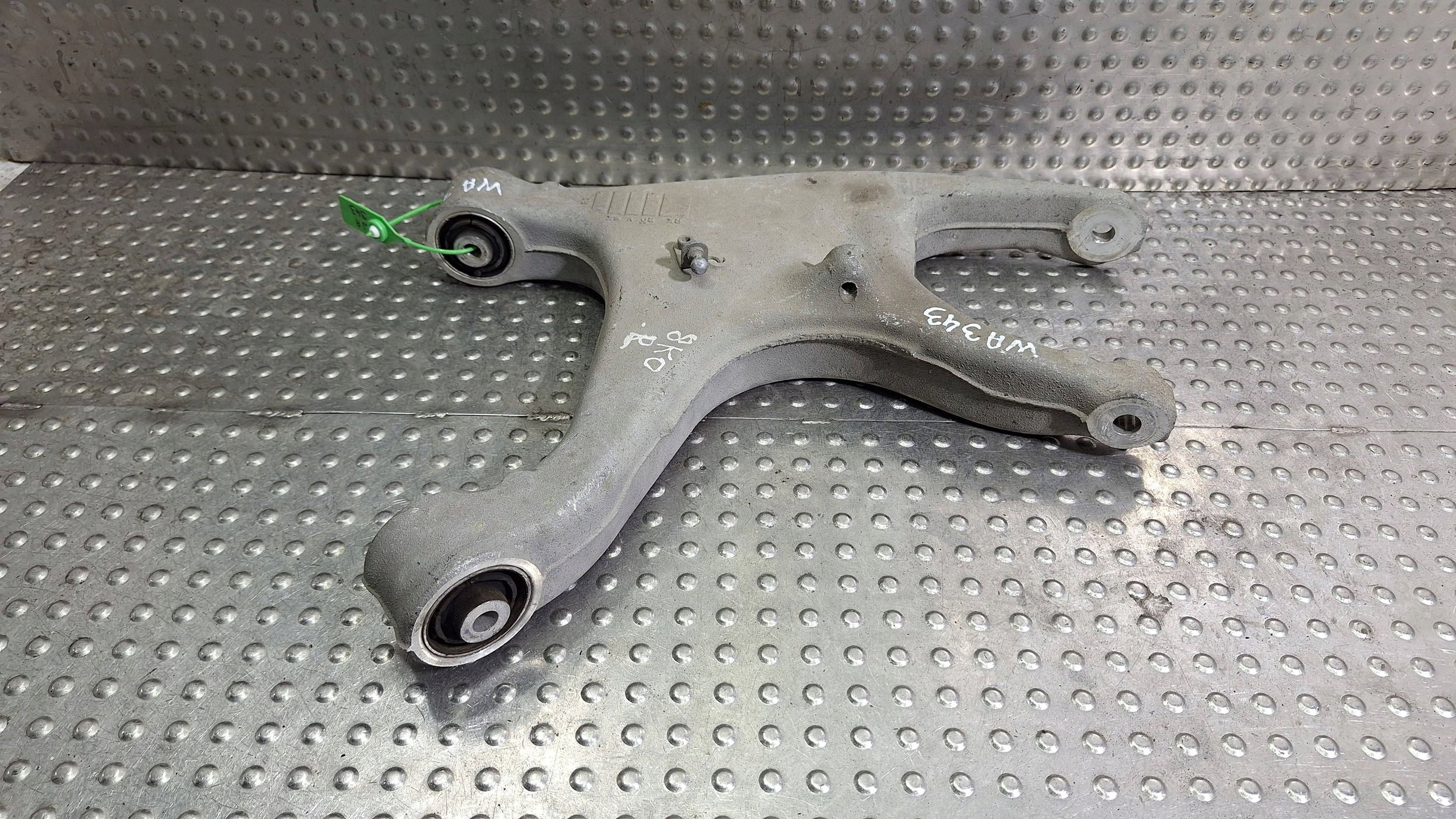 Querlenker Achsträgers links heck 8K0505311J AUDI A4 B8 A5 8T Original