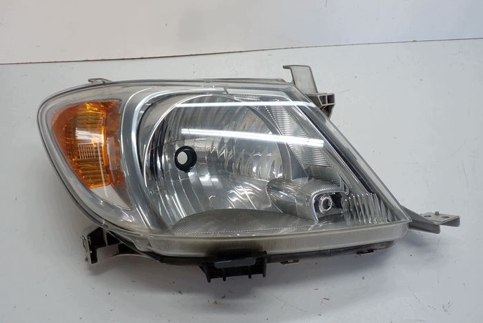 TOYOTA HILUX 05-12 reflektor right light right