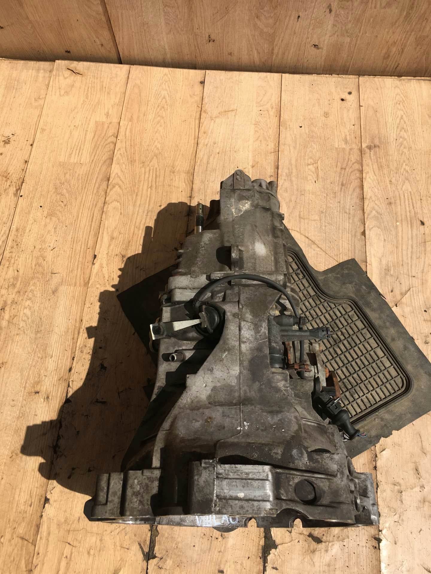 Getriebe AUDI A4 B5 1.8 DWA