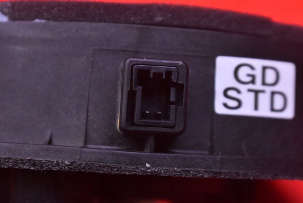 speaker left rear part 96330-A5000 HYUNDAI I30 2 II 12-15