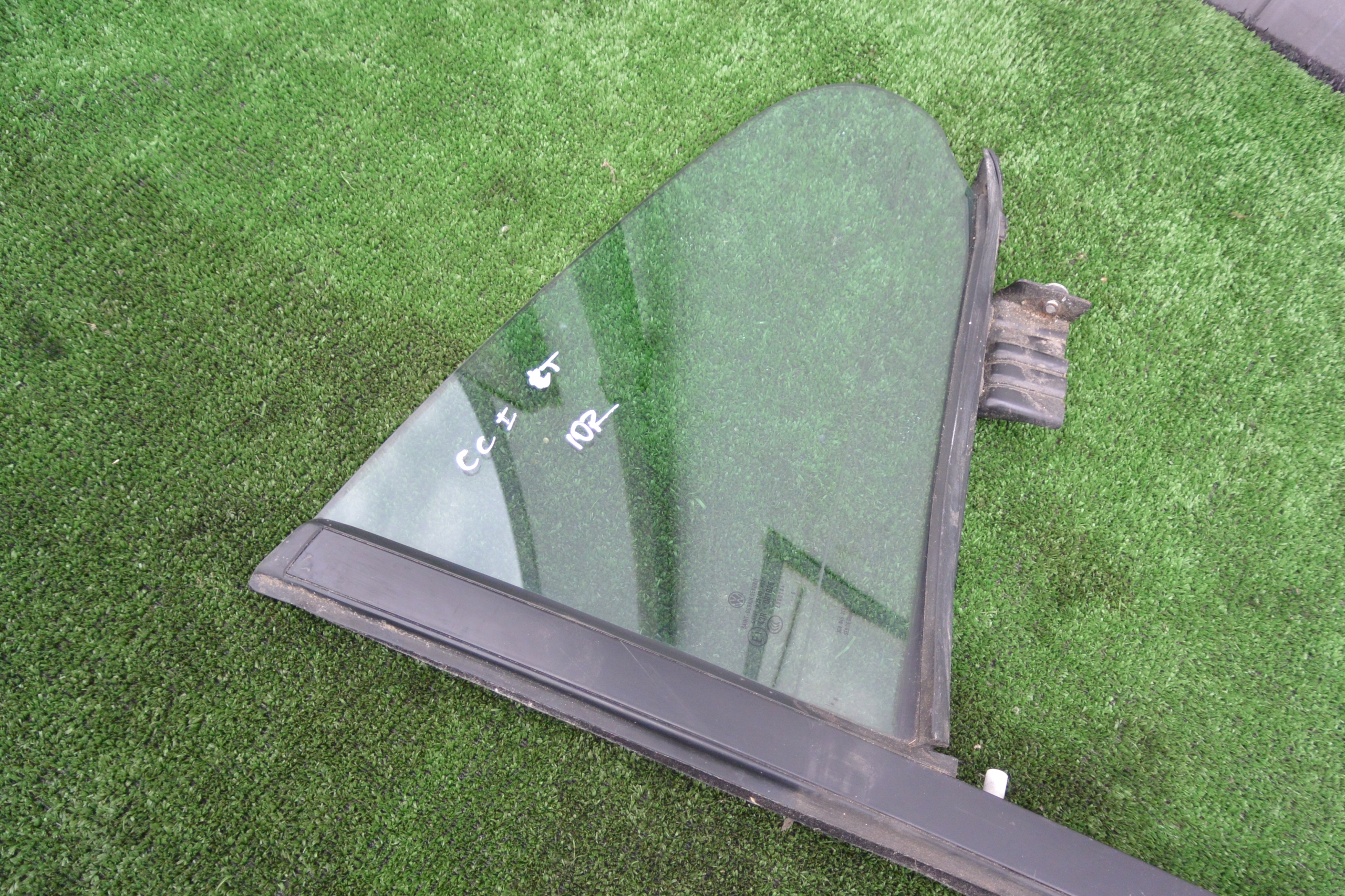 window door TROJKAT right rear part VW PASSAT CC 2010 ROK