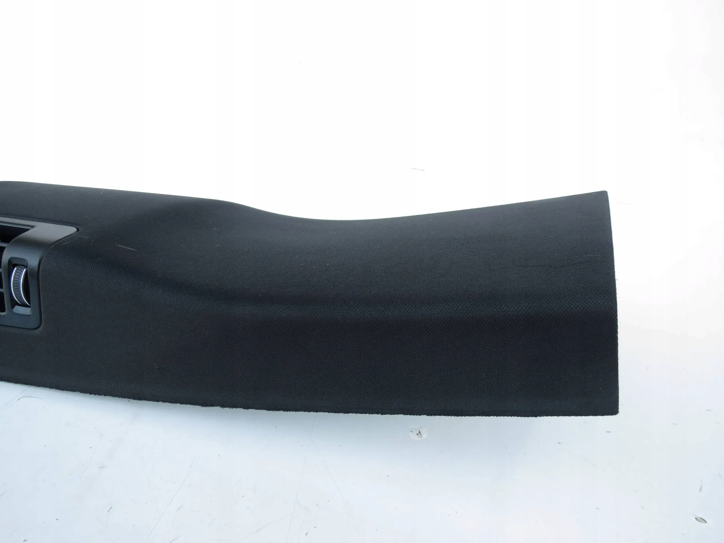 cover SLUPKA B left VOLVO XC60 II 17