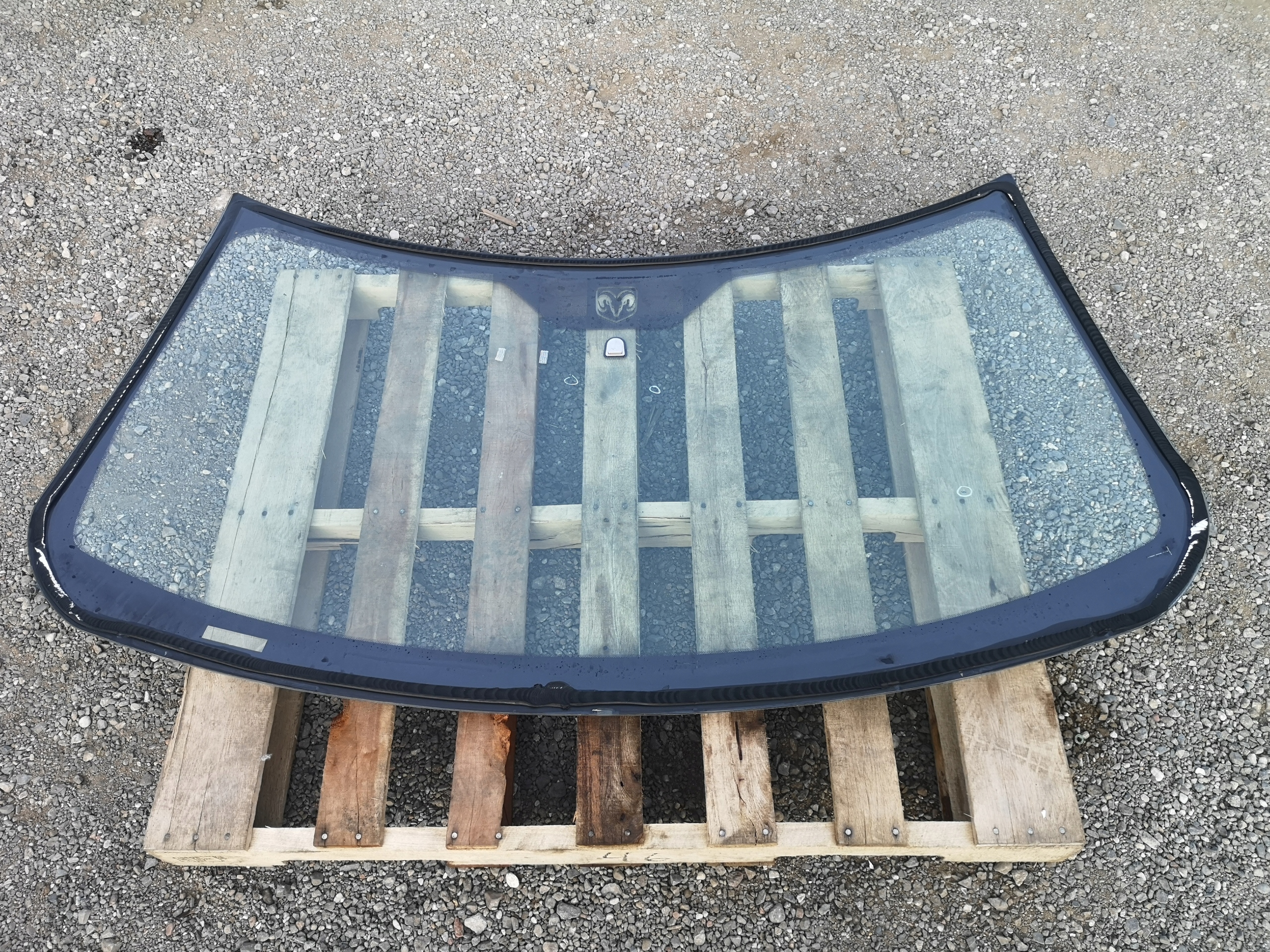 Vitre pare brise Dodge RAM 2009-2018 Original