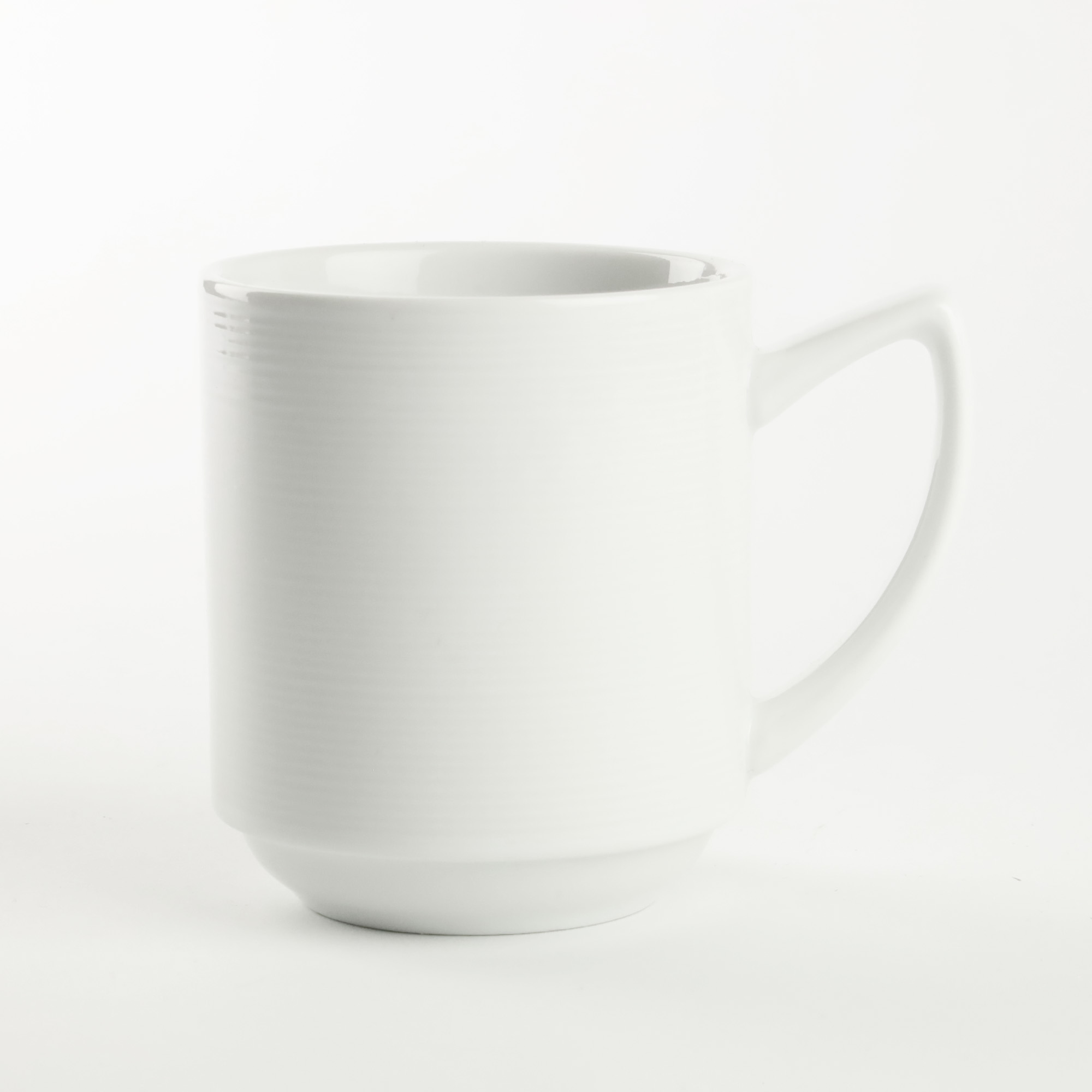 KUBEK PORCELANOWY RYFLOWANY BIAŁY 320ML UNIWERSALNY Z UCHEM NA KAWE HERBATE