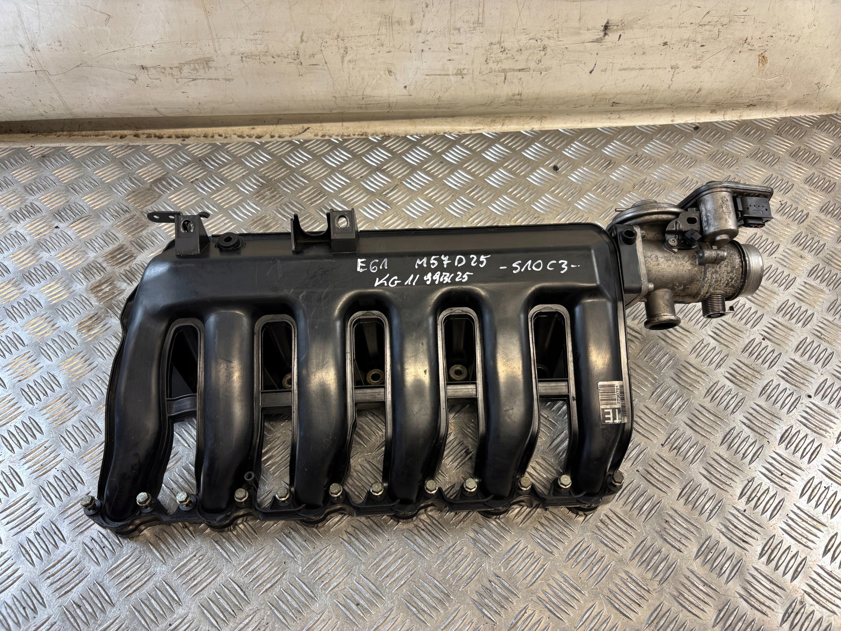 intake manifold BMW E61 2.5D M57D25 7790701