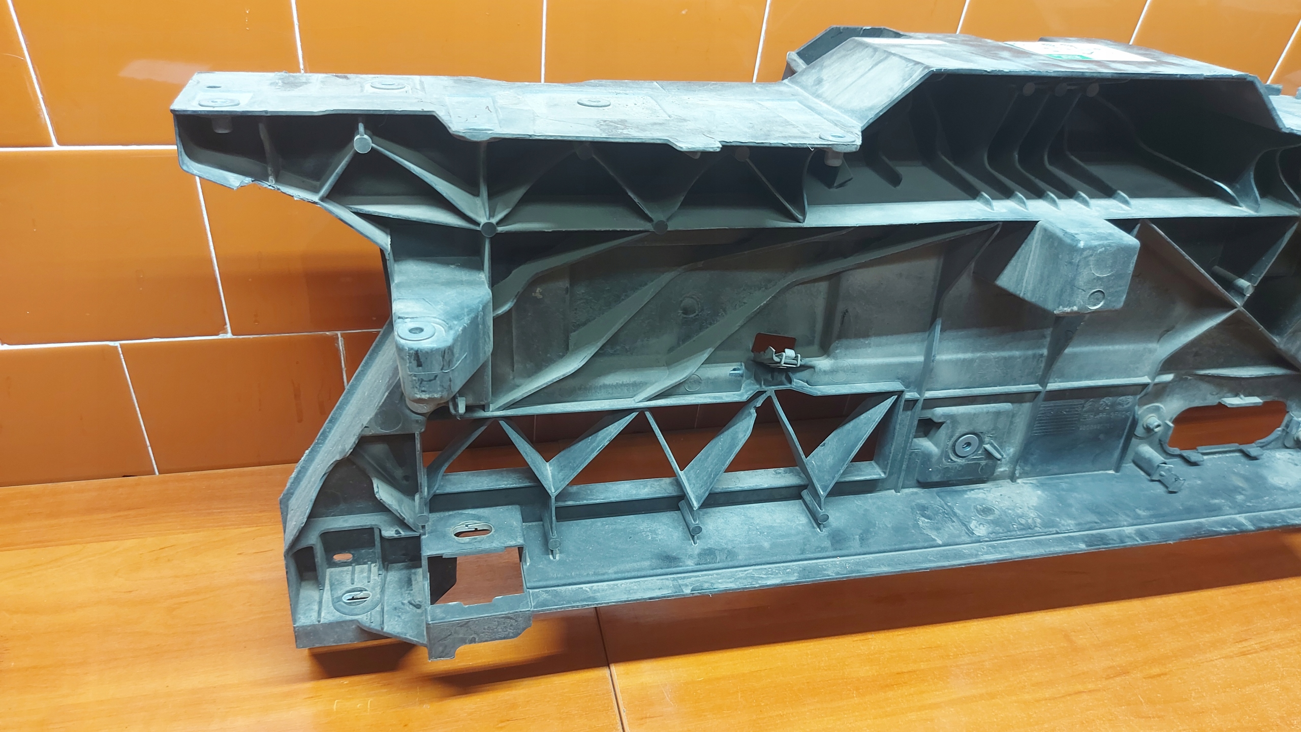 Armature Avant Traverse Console TOYOTA PROACE JUMPY EXPERT 16