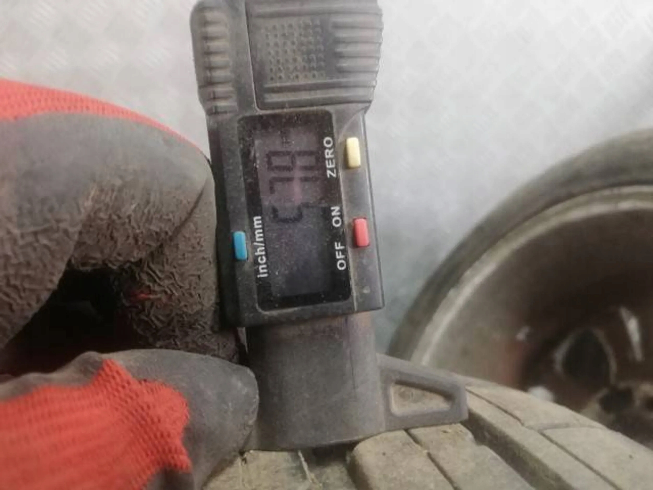 OPEL CORSA D FELGI ALUMINIOWE R16 OPONY Typ samochodu Samochody osobowe