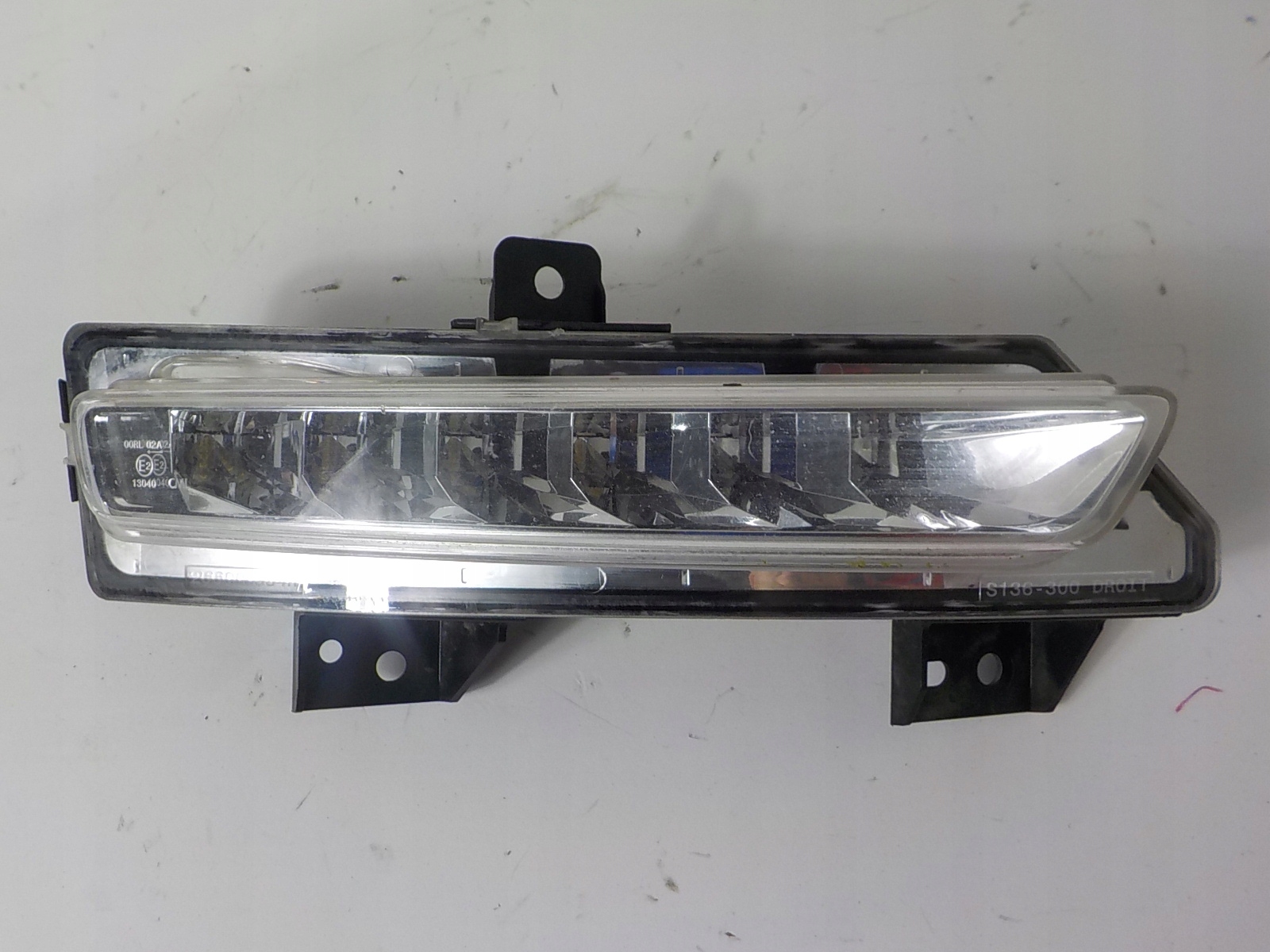 RENAULT MEGANE III HATCHBACK light front moulding LED 266000984R